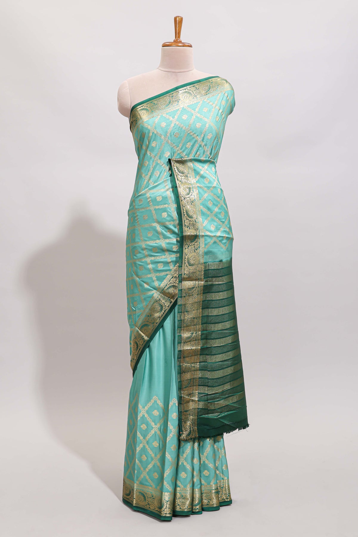 Green geometric zari motifs design art mysore silk saree with contrast zari border and blouse
