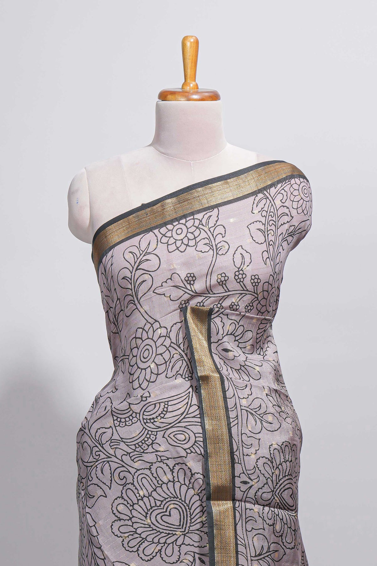 Elegant Grey Assam Silk saree with floral vine motifs detailed woven patterns contrast  pallu and zari border alond with contrast blouse