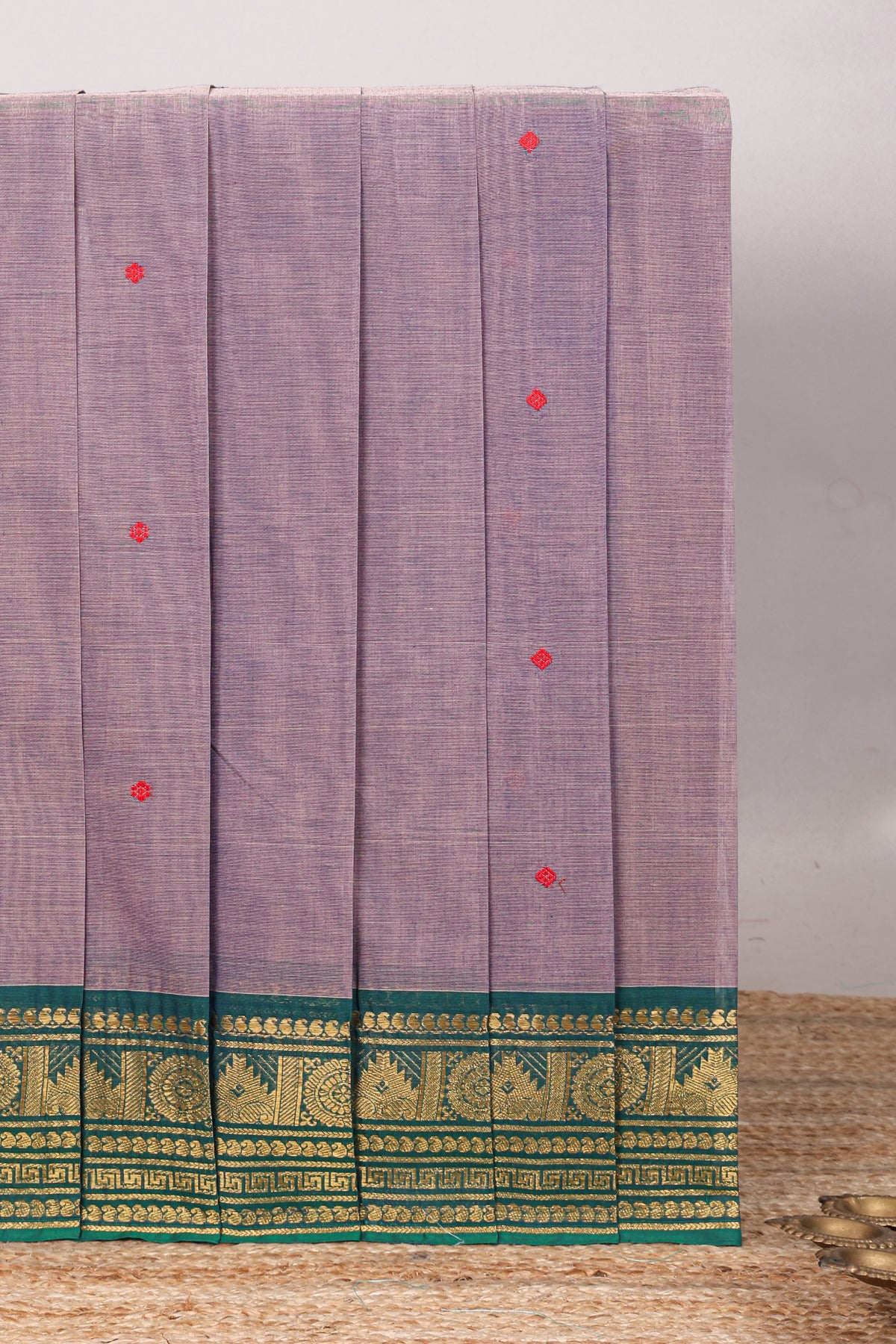 Mauve lavender motifs design chettinad cotton saree with contrast border and matching blouse