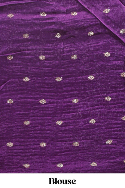 Brown checked floral motifs chiffon saree with self zari border and contrast blouse