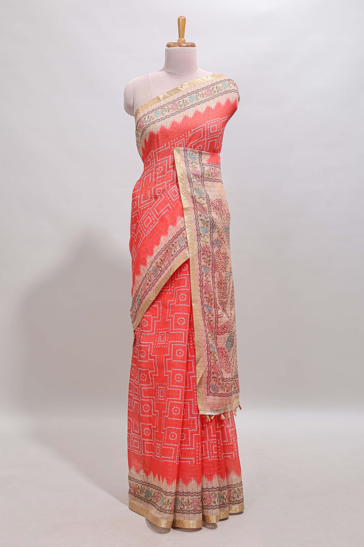 Pink checked bhandhini style chanderi cotton saree with contrast border and floral print blouse