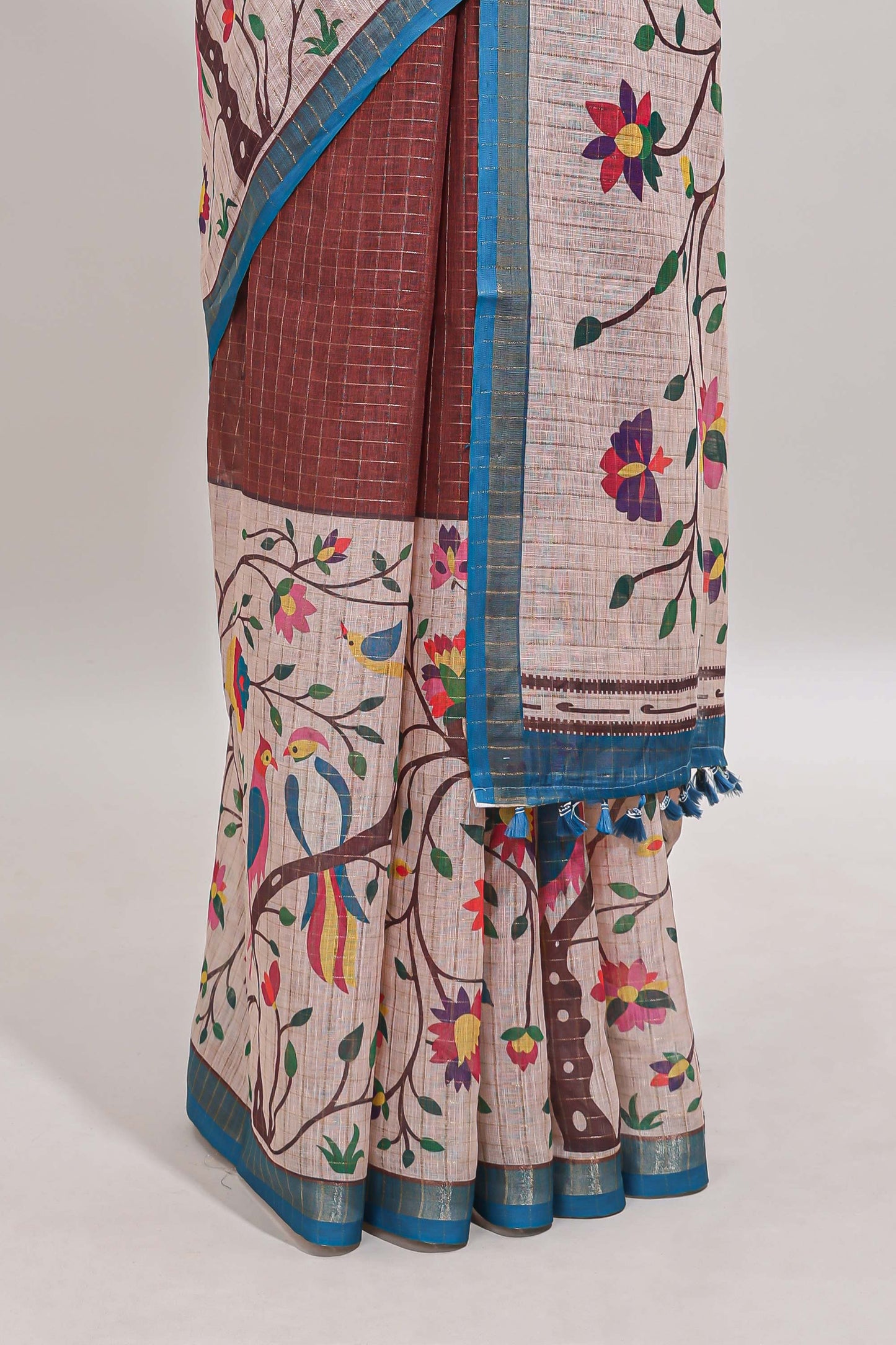 Brick red checked birds & floral design chanderi cotton saree with contrast border and printed blouse