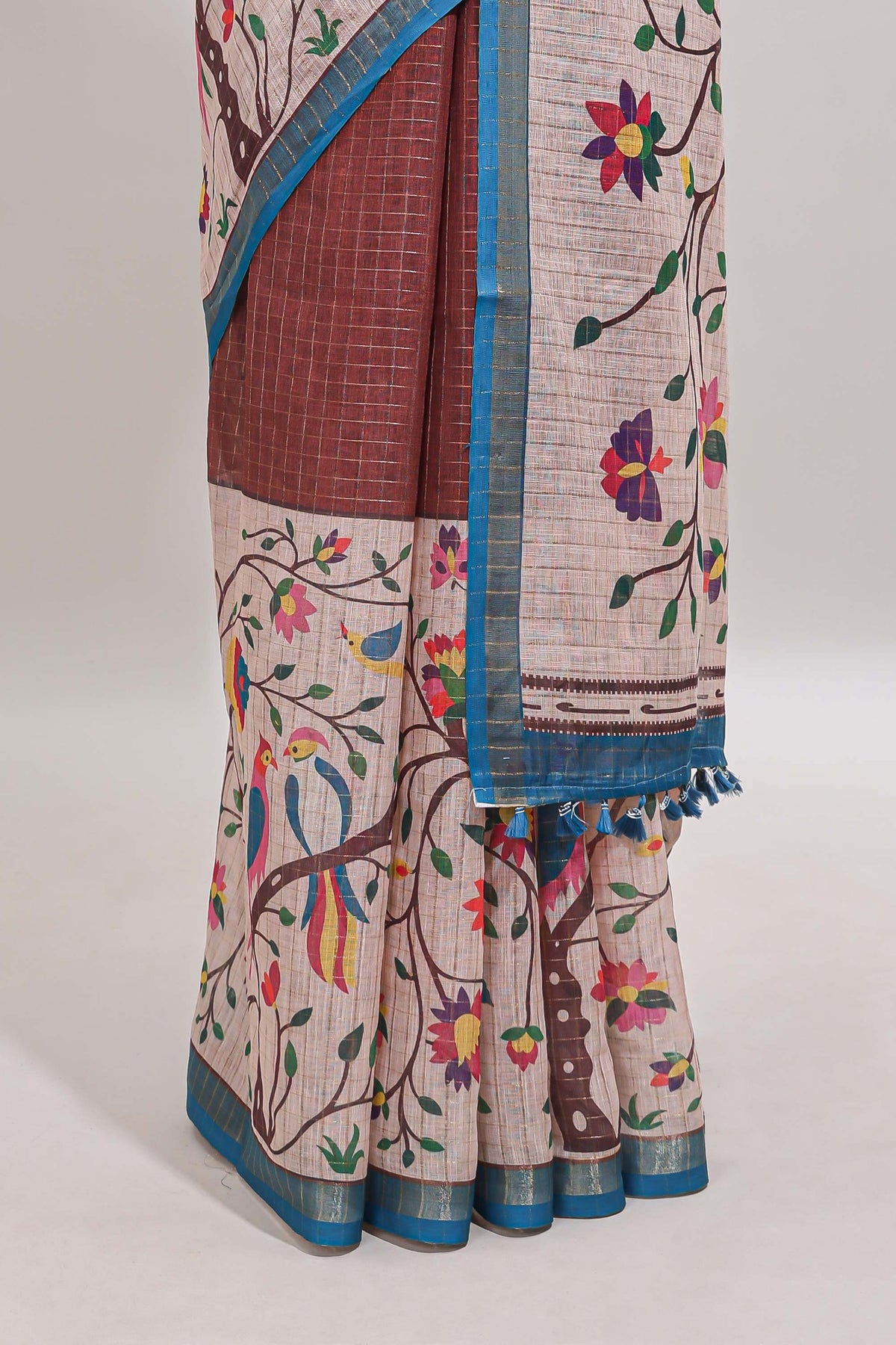 Brick red checked birds & floral design chanderi cotton saree with contrast border and printed blouse