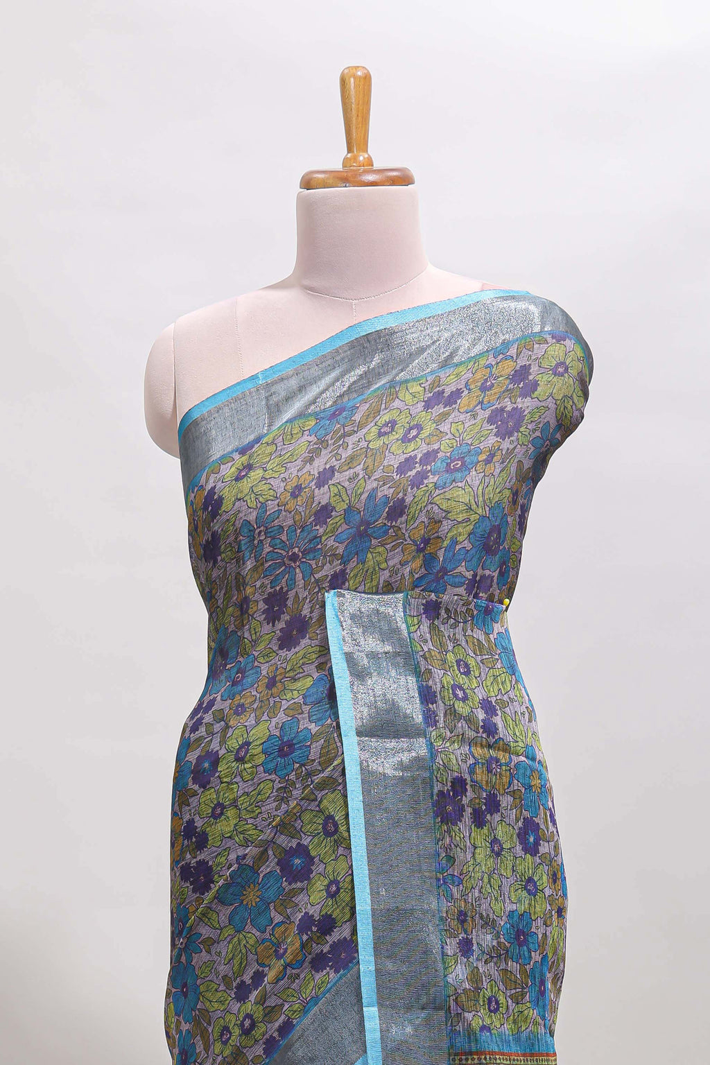 Cameo pink floral design chanderi cotton saree with contrast zari border and matching blouse