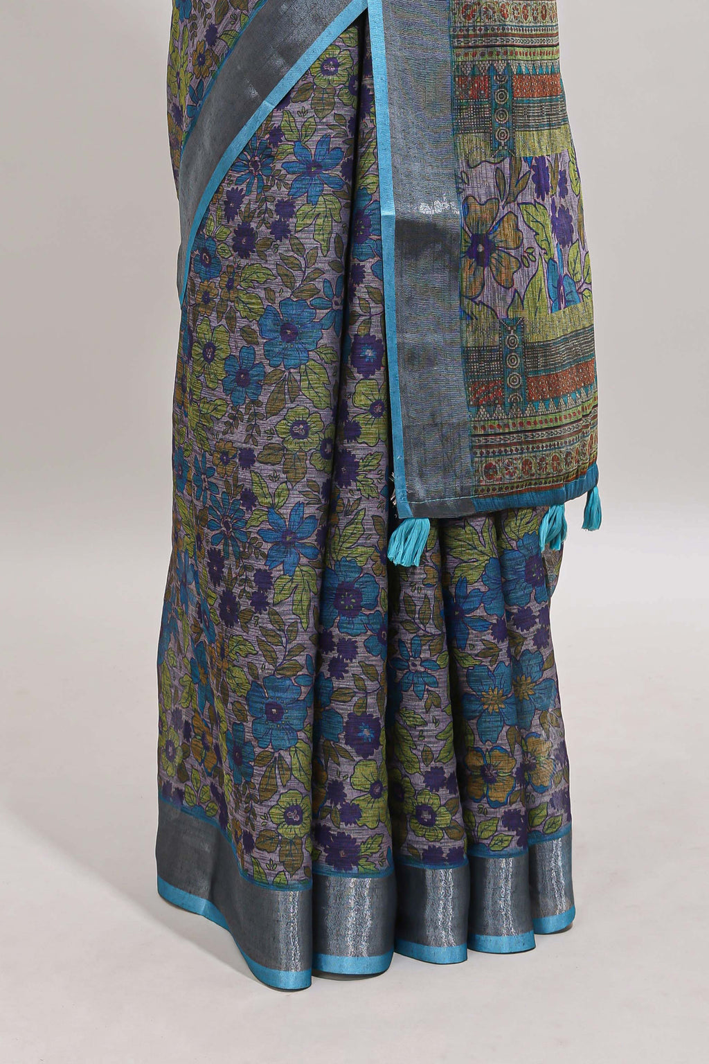 Cameo pink floral design chanderi cotton saree with contrast zari border and matching blouse