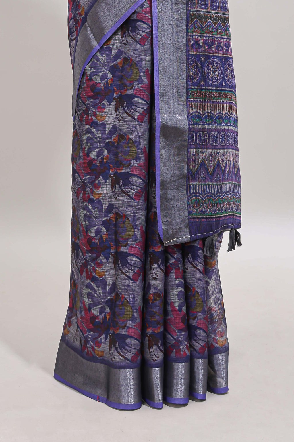 Lavender floral design chanderi cotton saree with contrast zari border and matching blouse