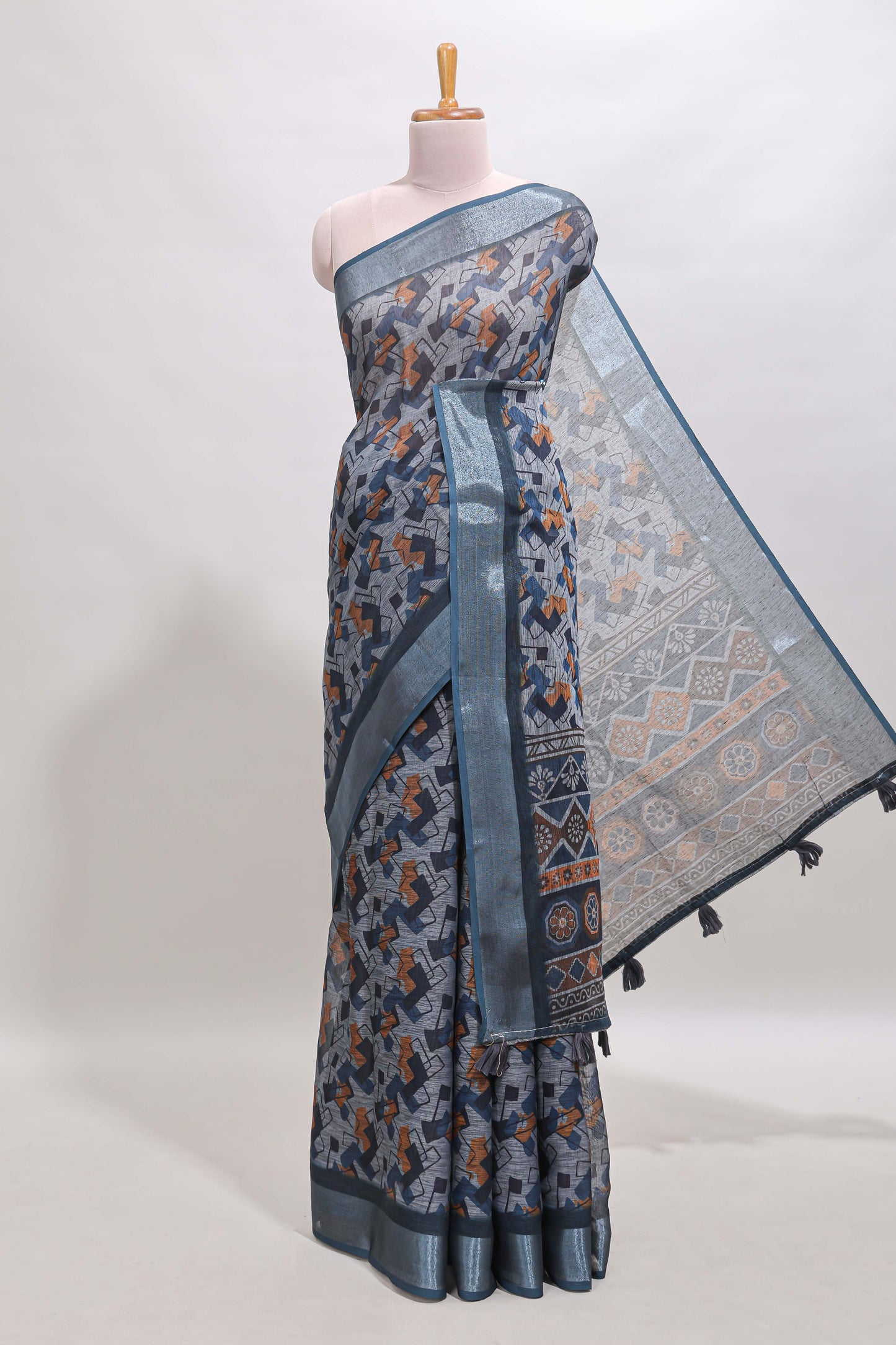 Grey geometric design chanderi cotton saree with contrast zari border and printed blouse