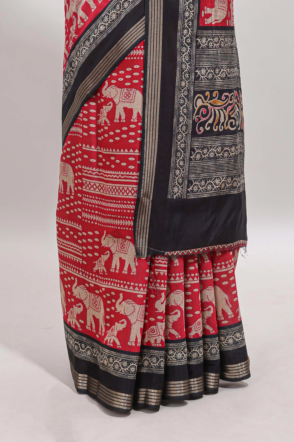 Red geometric & elephant motif chanderi cotton saree with contrast border and chevron blouse