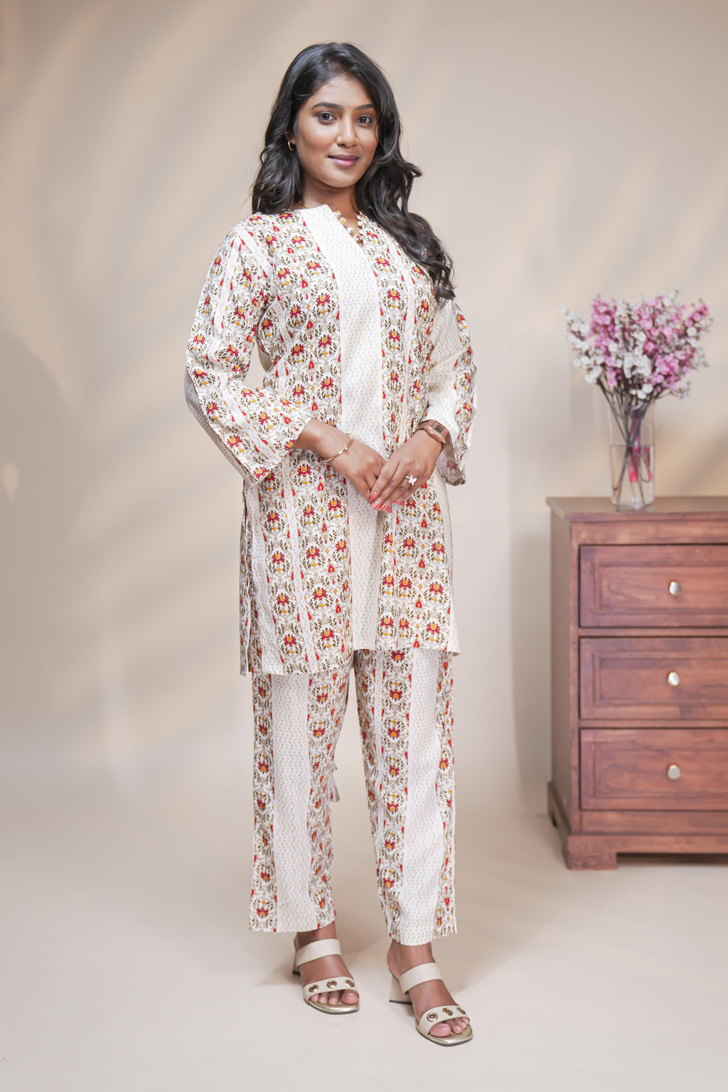 White floral motifs Straight Kurti with matching  trousers Co-Ord Set