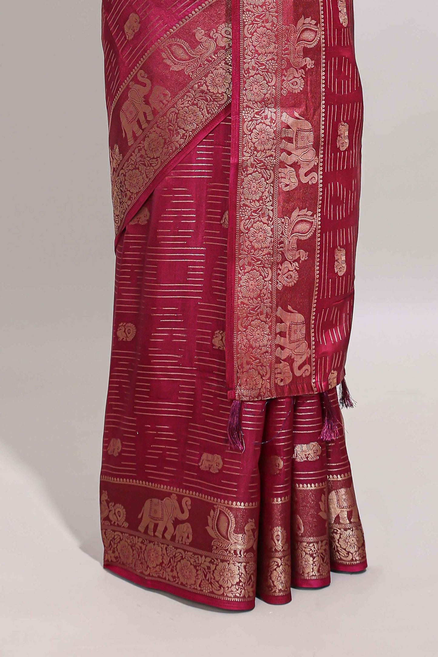Maroon zari butta dola silk saree with self zari border and printed pallu