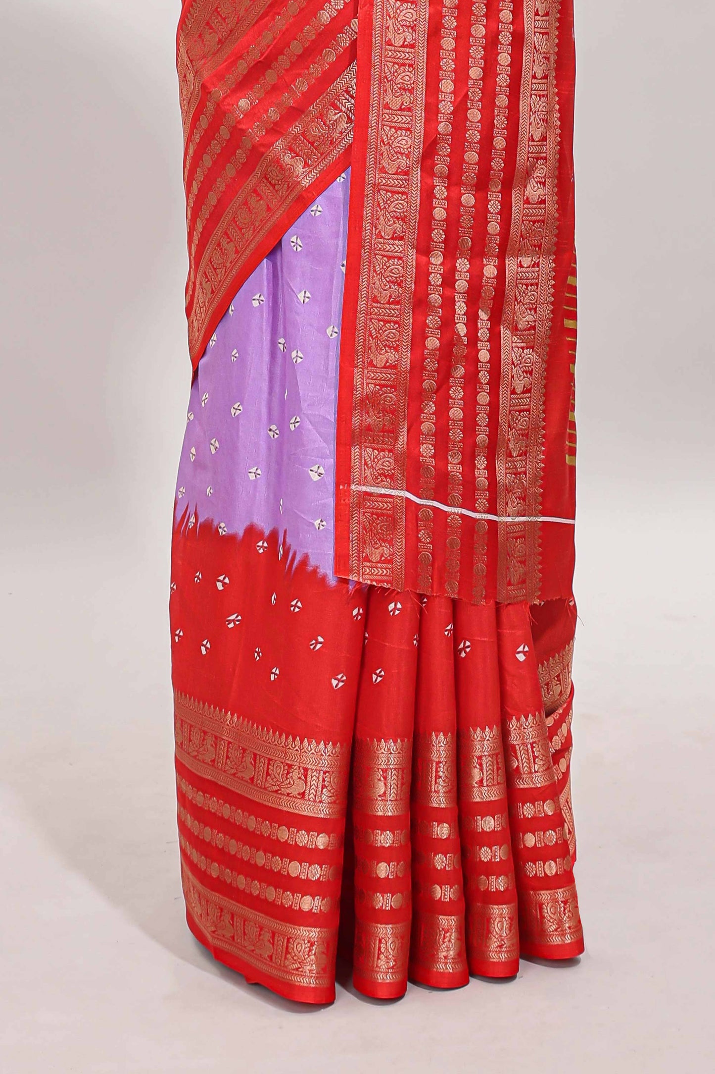 Lavender unique buttas dola silk saree with contrast zari border and blouse