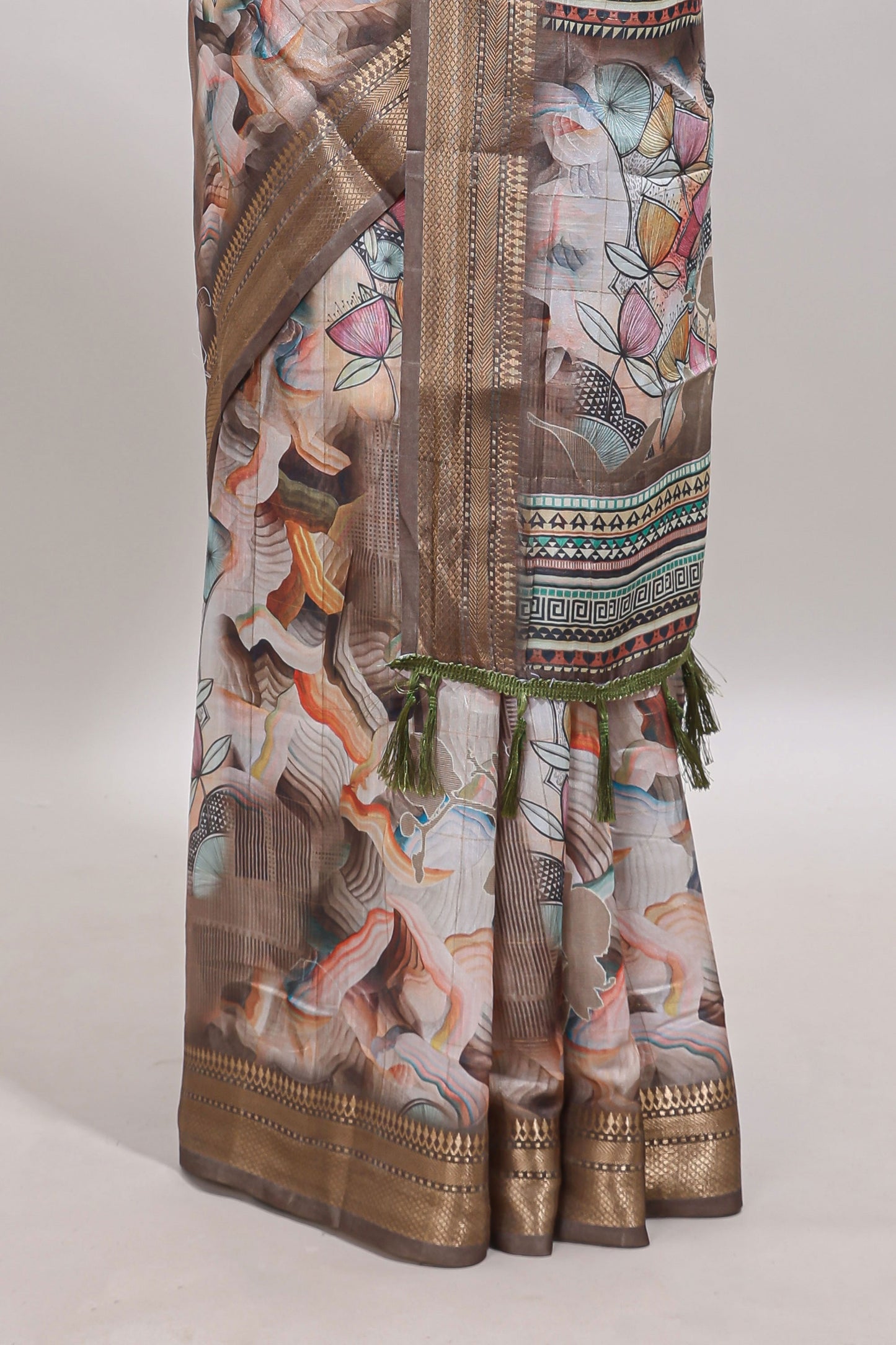 Brown floral design dola silk saree with sellf zari border and matching blouse