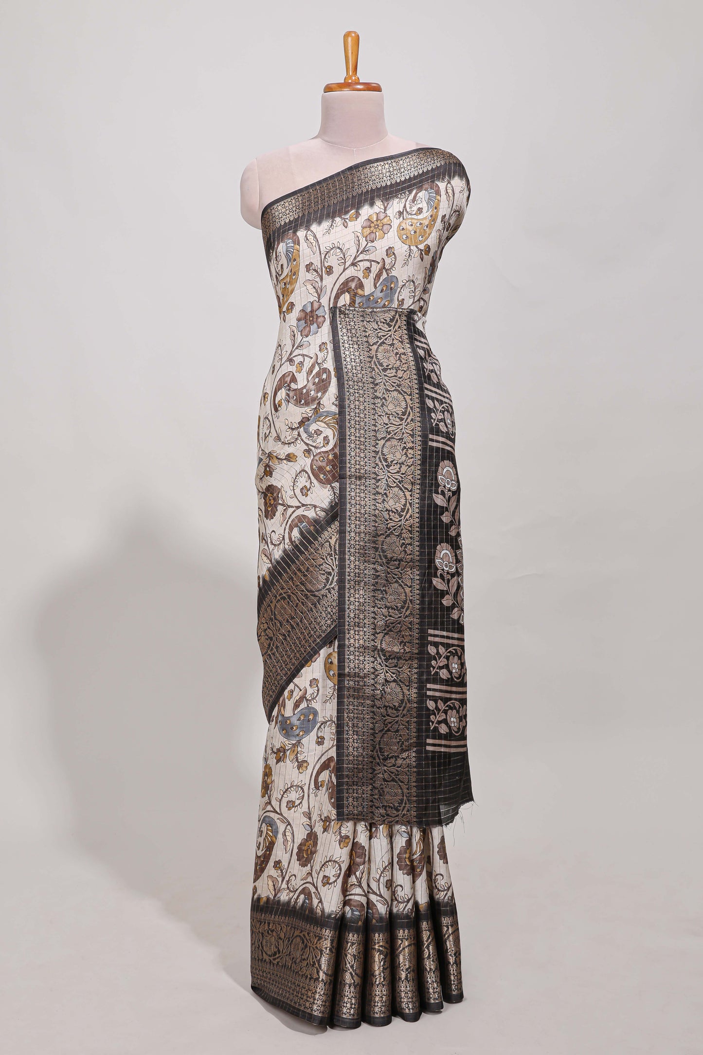 Dola silk saree all over  crepe floral printed  design with copper zari border and pallu