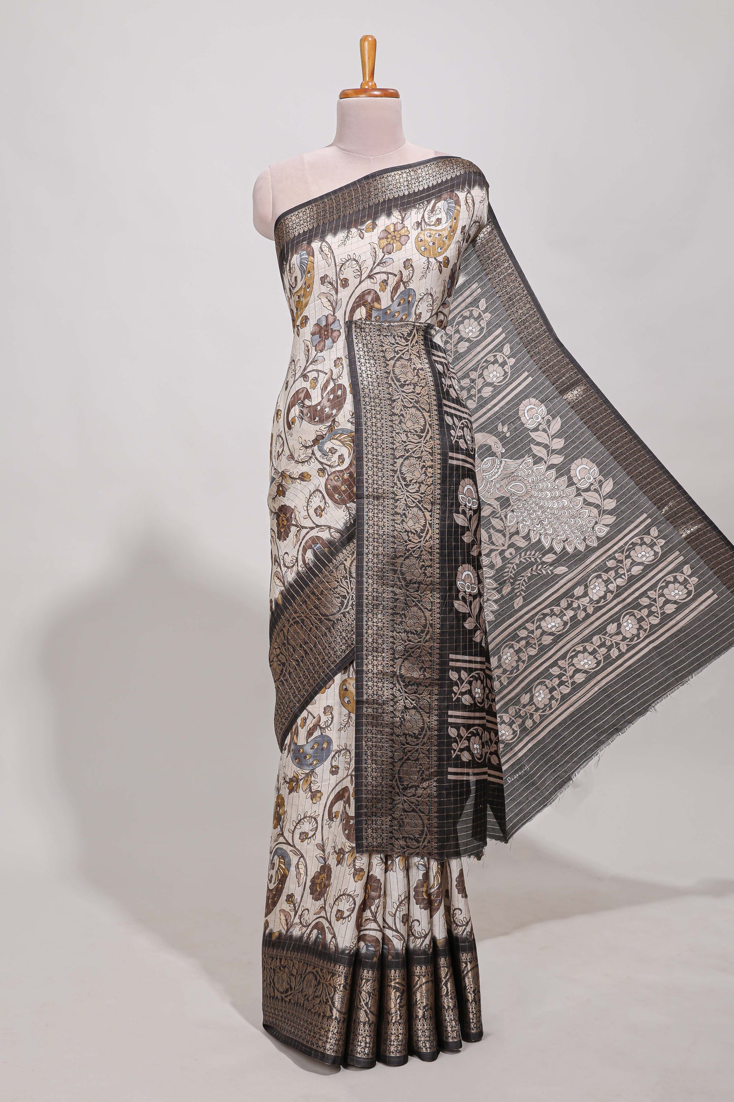 Dola silk saree all over  crepe floral printed  design with copper zari border and pallu