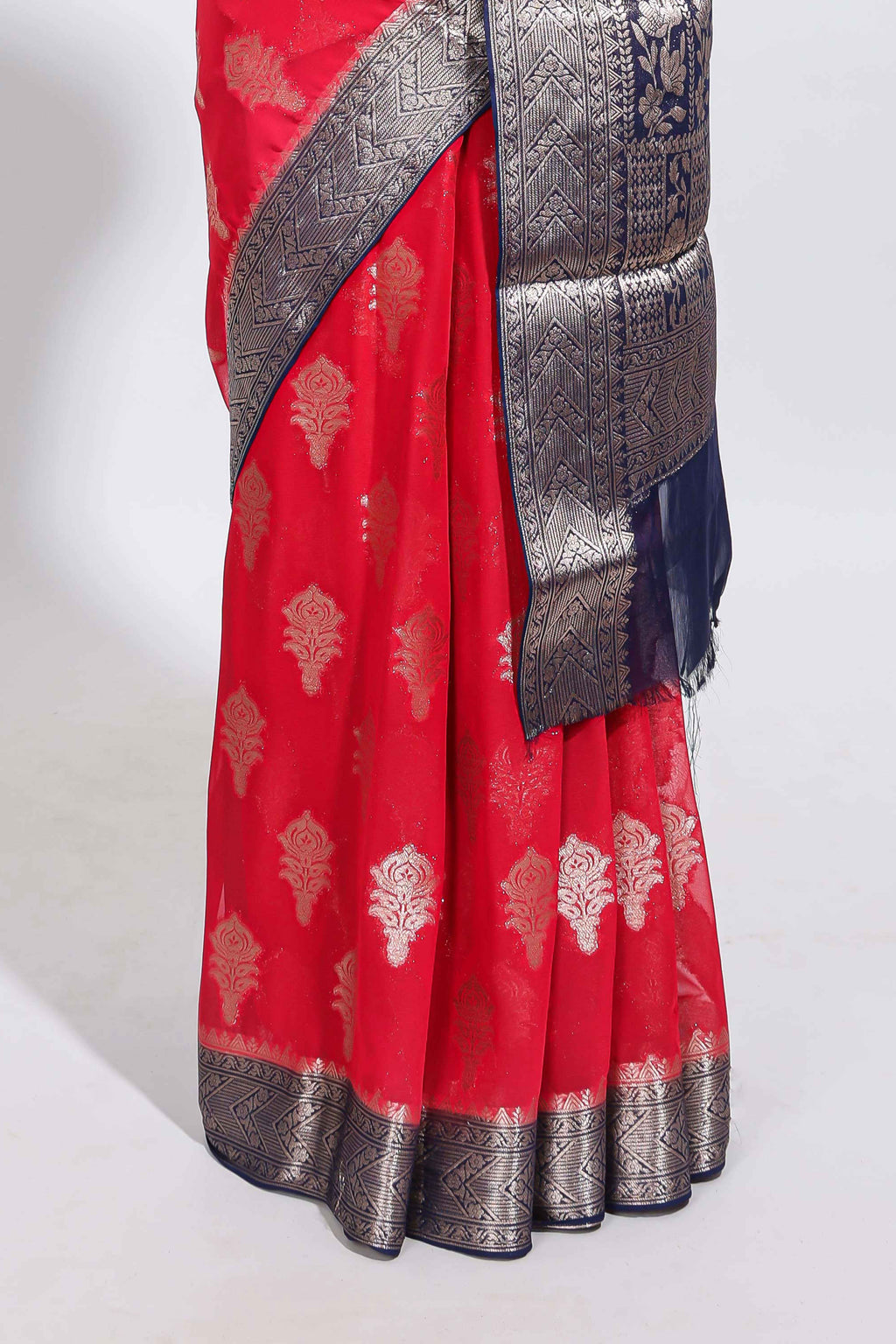 Red floral design motifs dola silk saree with contrast zari border and blouse