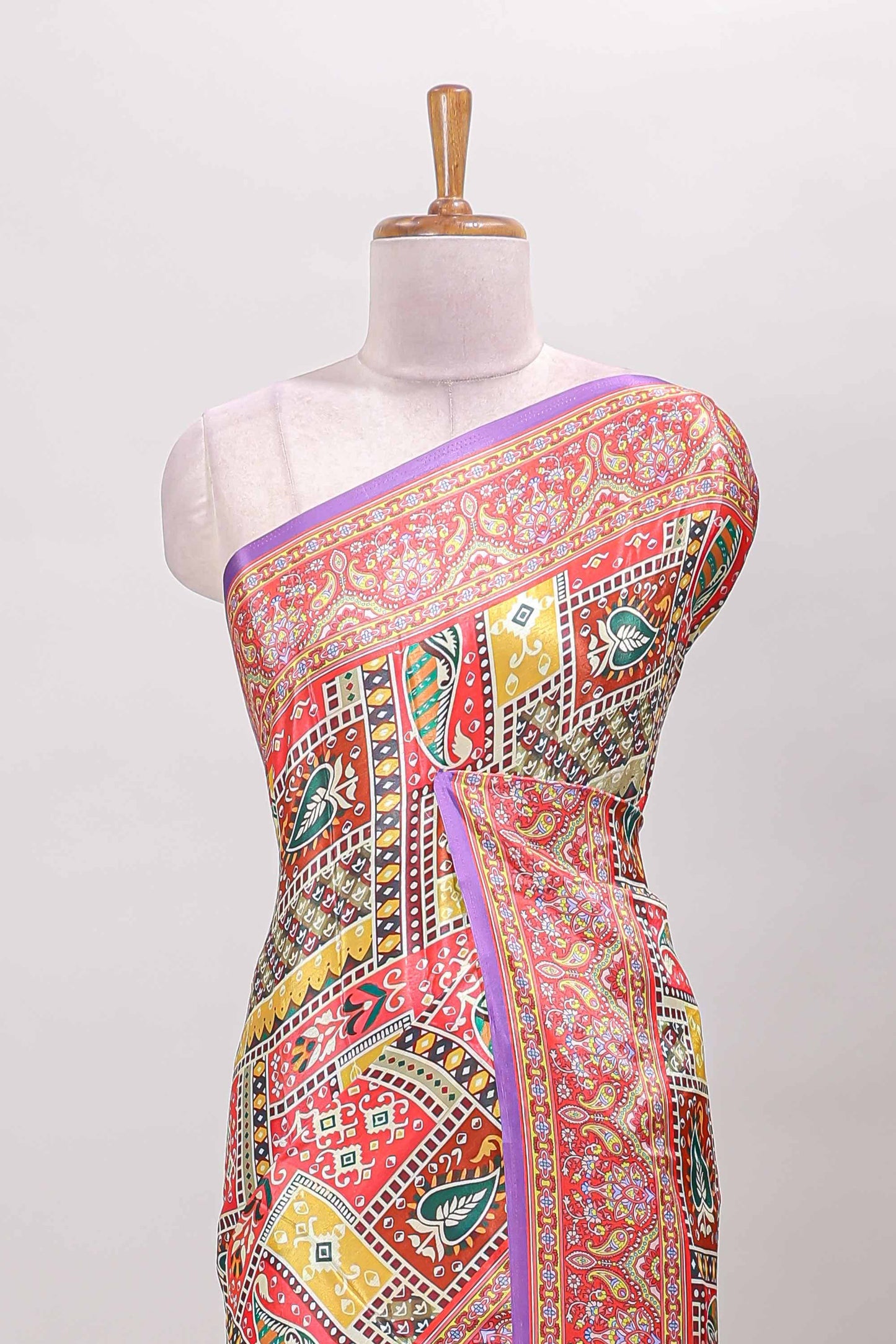 Lavender geometric & ikkat design masakali saree with self border and matching blouse