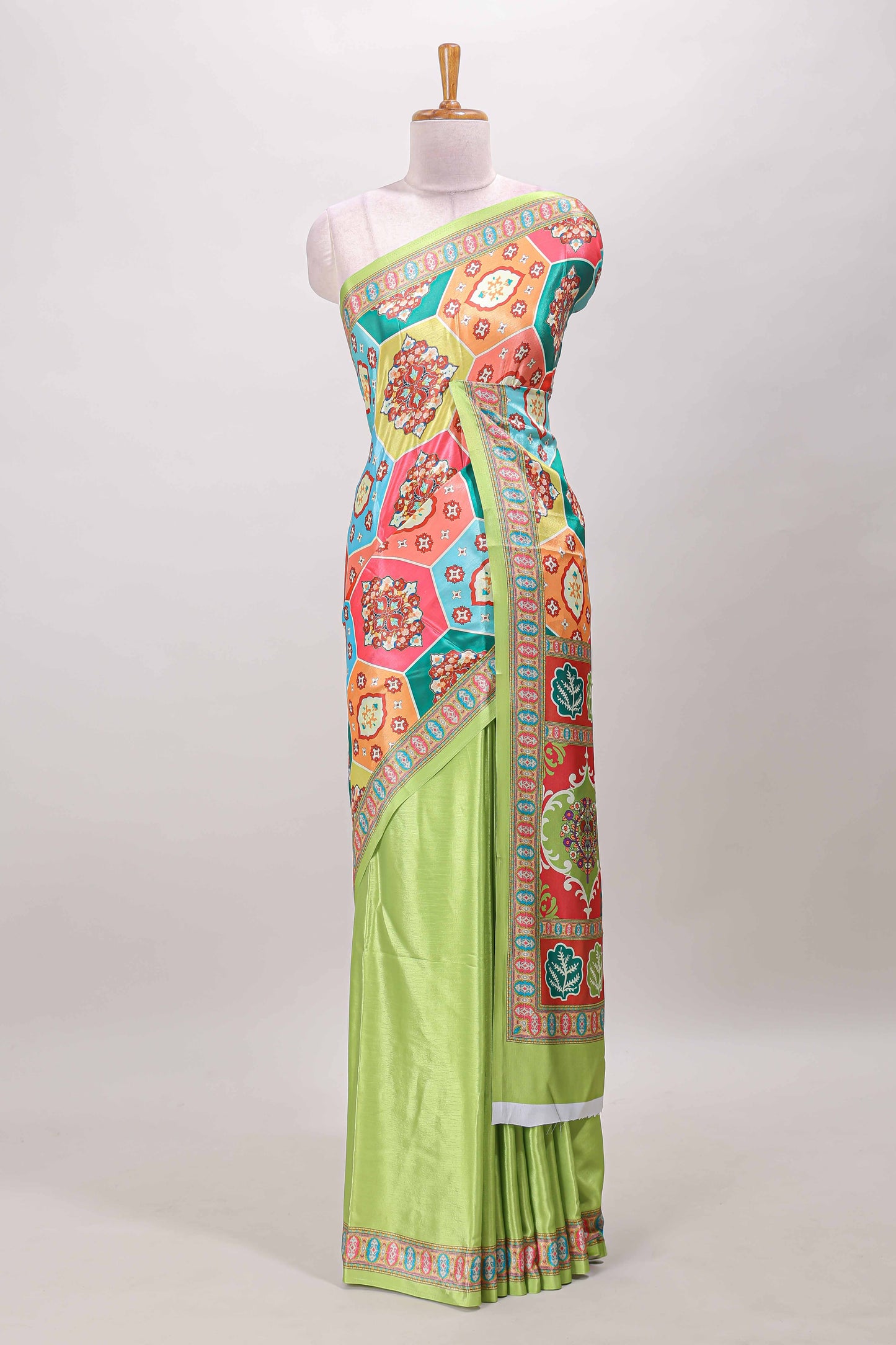 Green hexa floral desgin masakali saree with self border and matching blouse