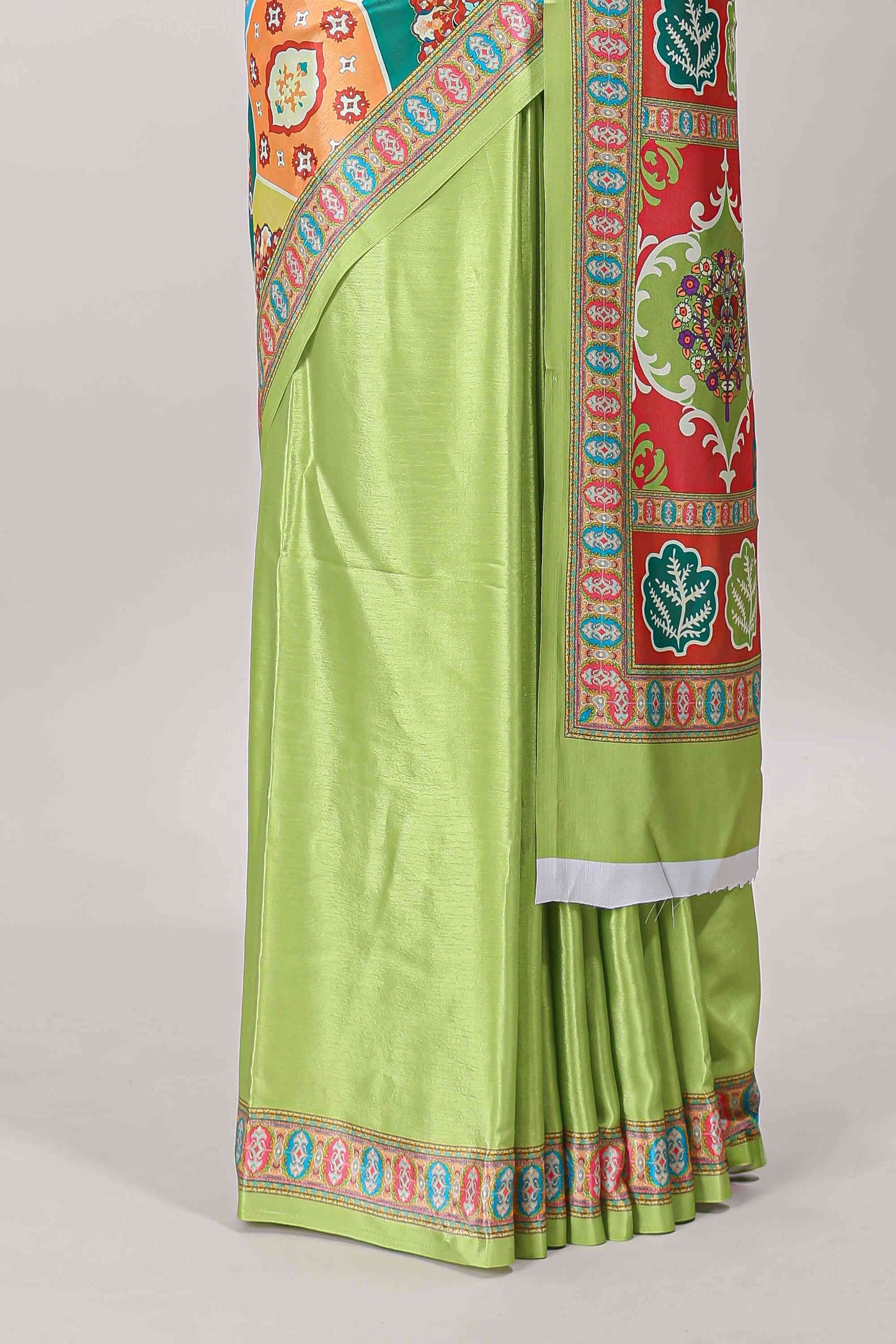 Green hexa floral desgin masakali saree with self border and matching blouse