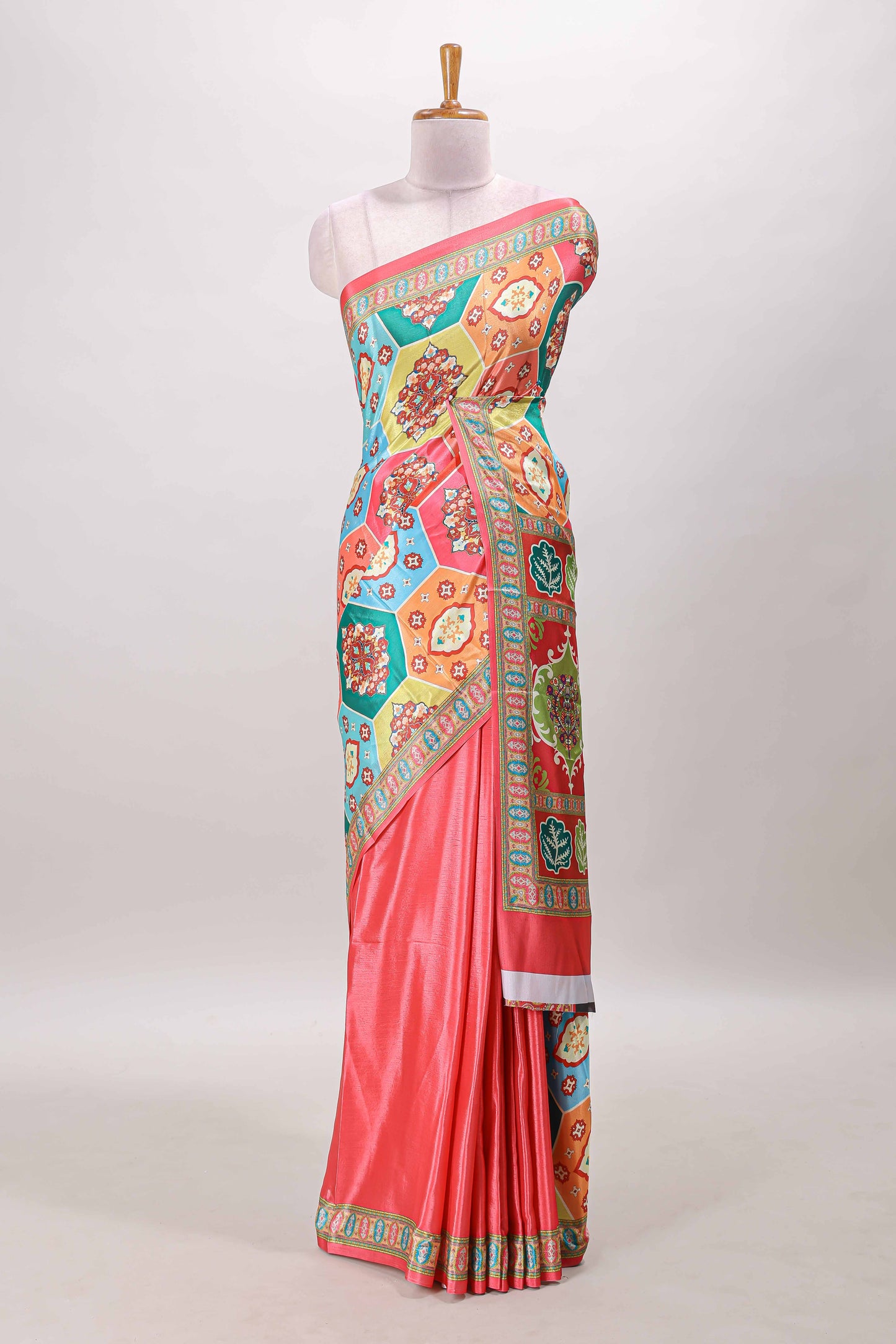 Pink hexa floral desgin masakali saree with self border and matching blouse
