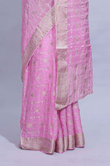 Green and pink double shaded zari checks georgette saree with small zari border and self pallu along with matching zari buttas blouse piece
