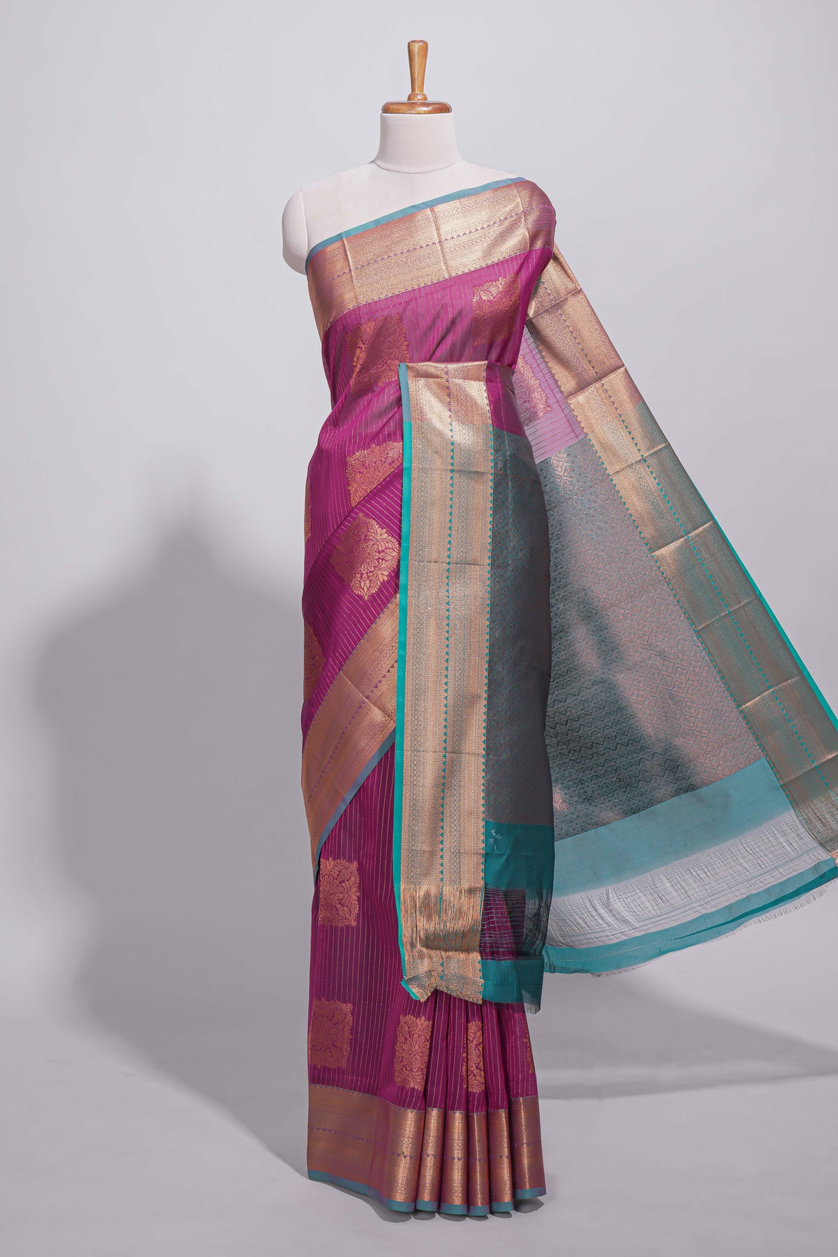 Rich Magenta Kota Cotton Saree With Gold Zari Floral Buttas, Teal Zari Border, Woven Zari Pallu And Contrast Blouse Piece