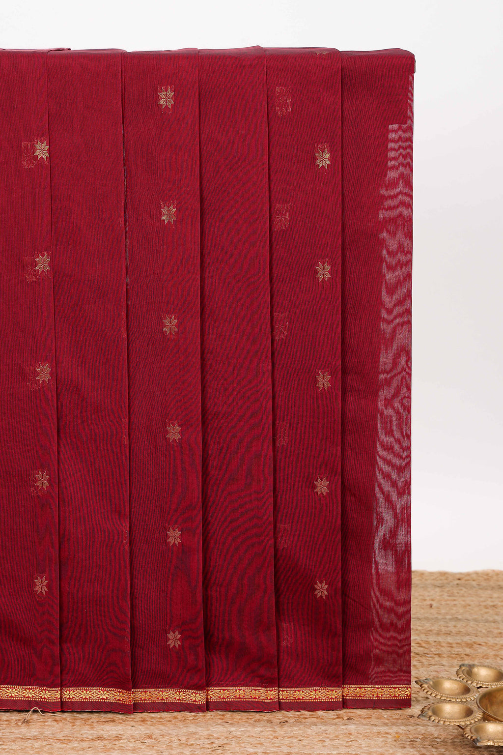Maroon floral motifs designed kovai cotton saree with sef border and contast blouse