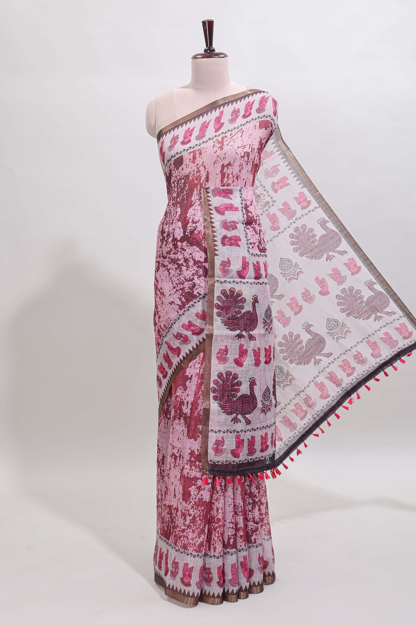 Peach shibori style classical dance muthirai design linen cotton saree with contrast border and blouse