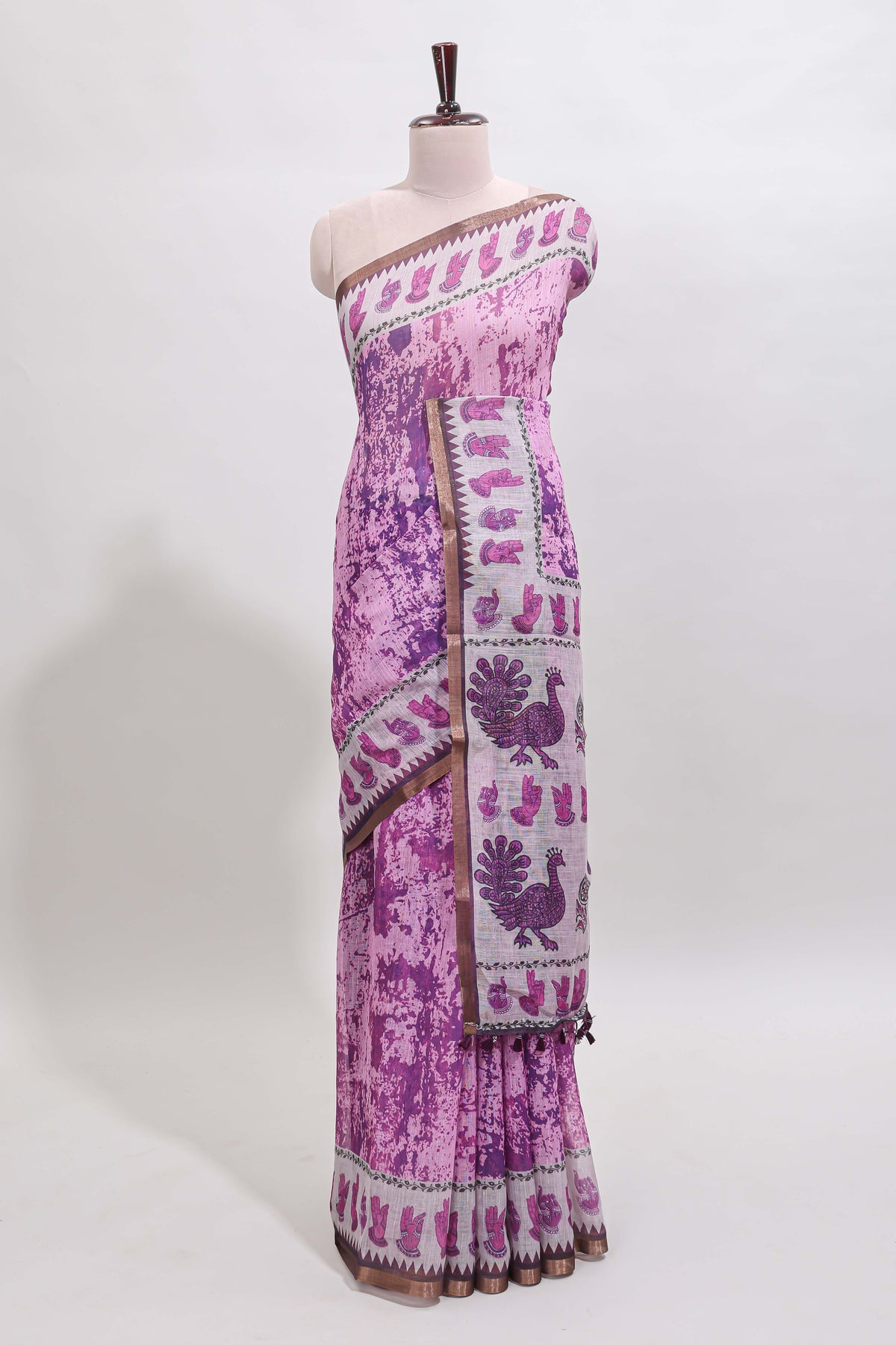 Pink shibori style classical dance muthirai design linen cotton saree with contrast border and blouse