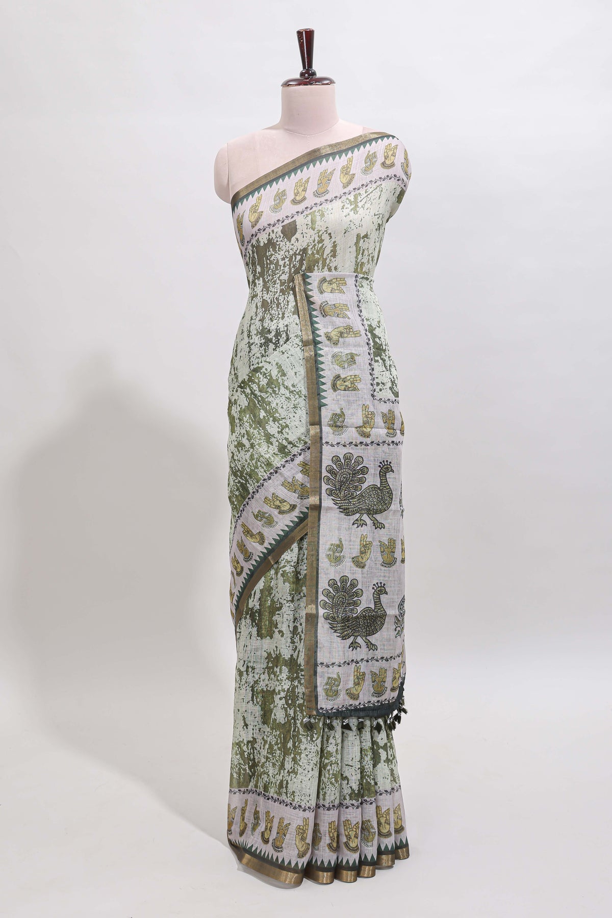 Green shibori style classical dance muthirai design linen cotton saree with contrast border and blouse