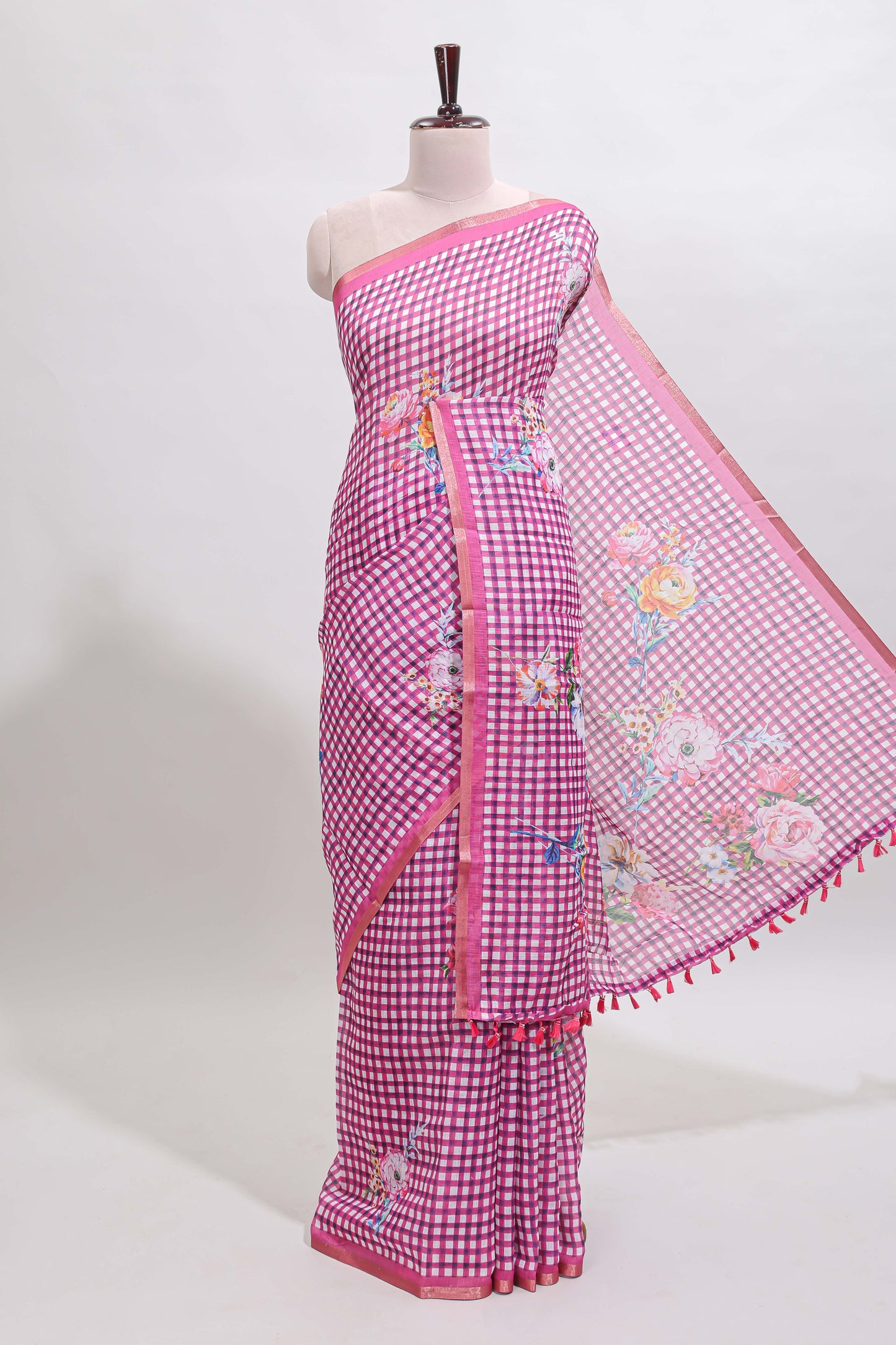 Pink checked floral design linen cotton saree with self zari border and printed blouse