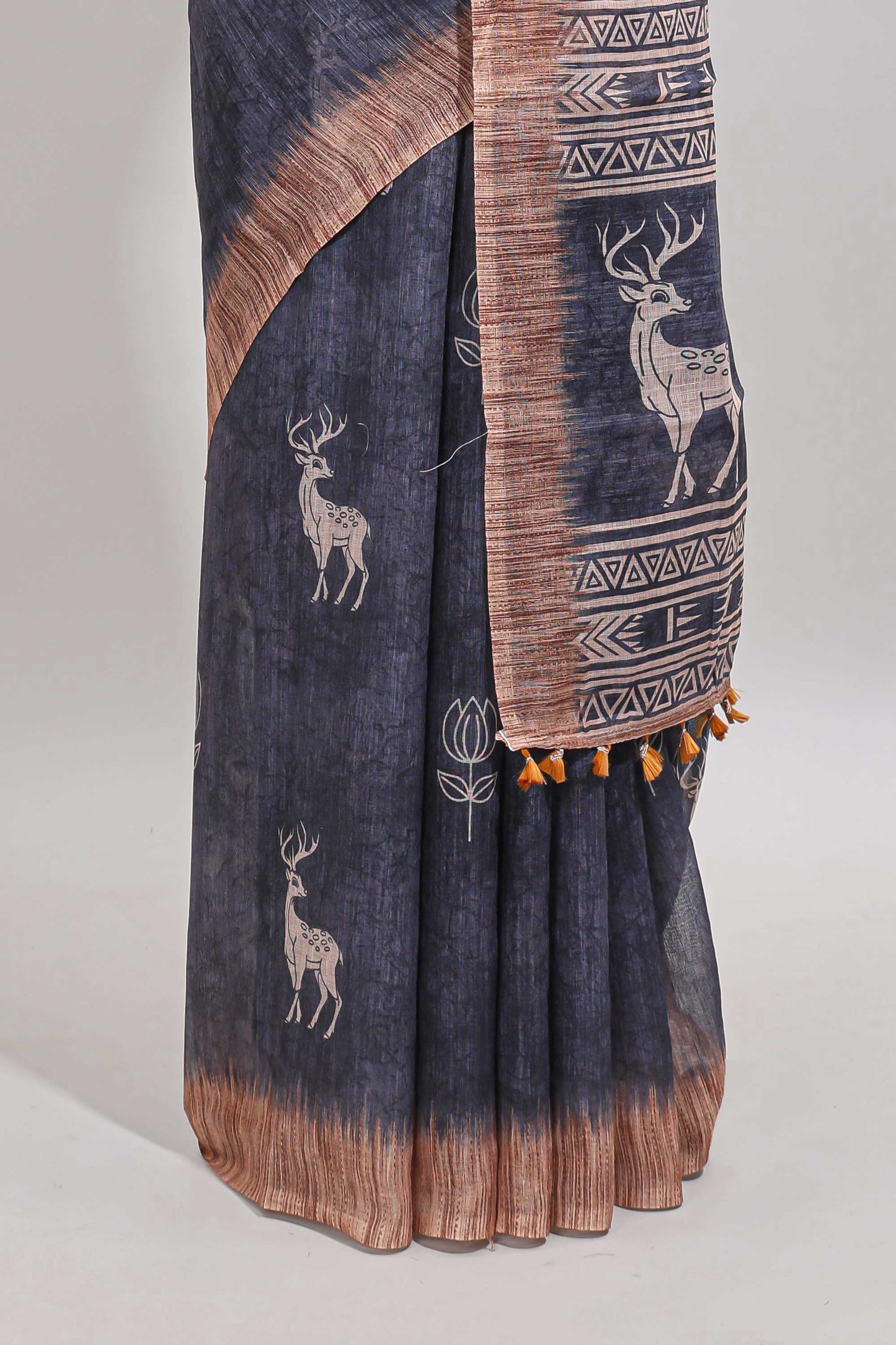 Grey floral & deer design motifs linen cotton saree with contrast border and matching printed blouse