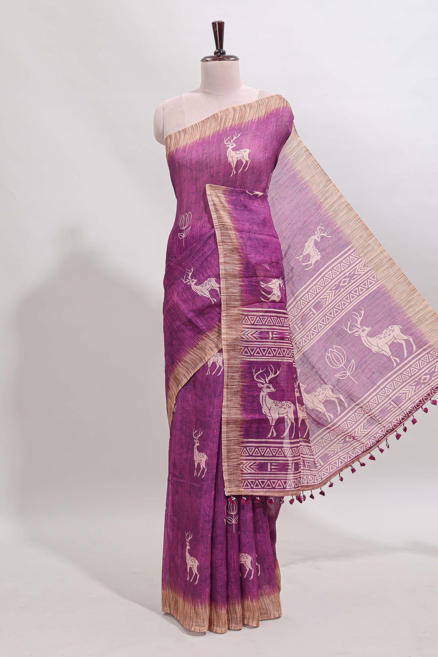 Pink floral & deer design motifs linen cotton saree with contrast border and matching printed blouse