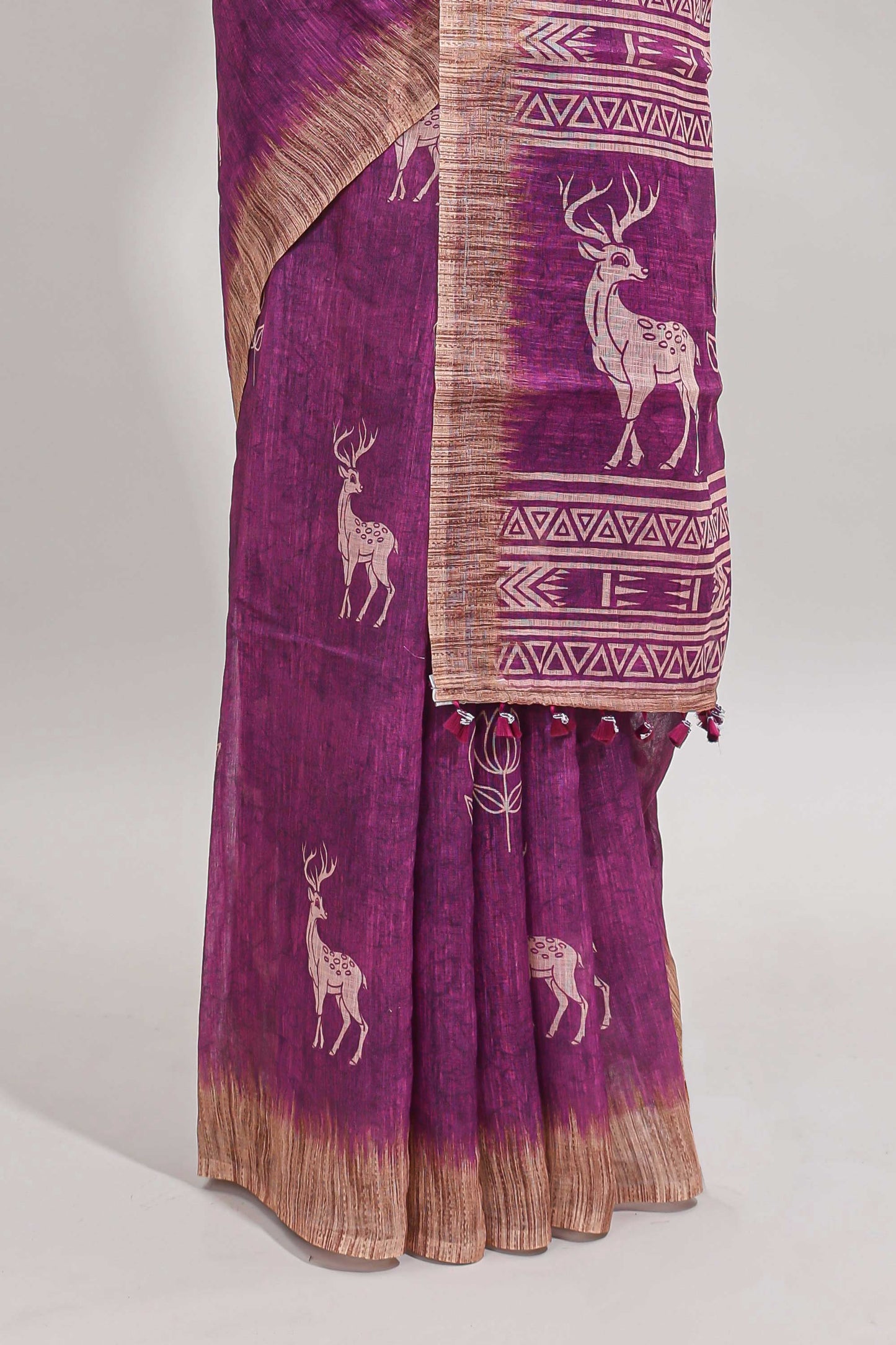 Pink floral & deer design motifs linen cotton saree with contrast border and matching printed blouse