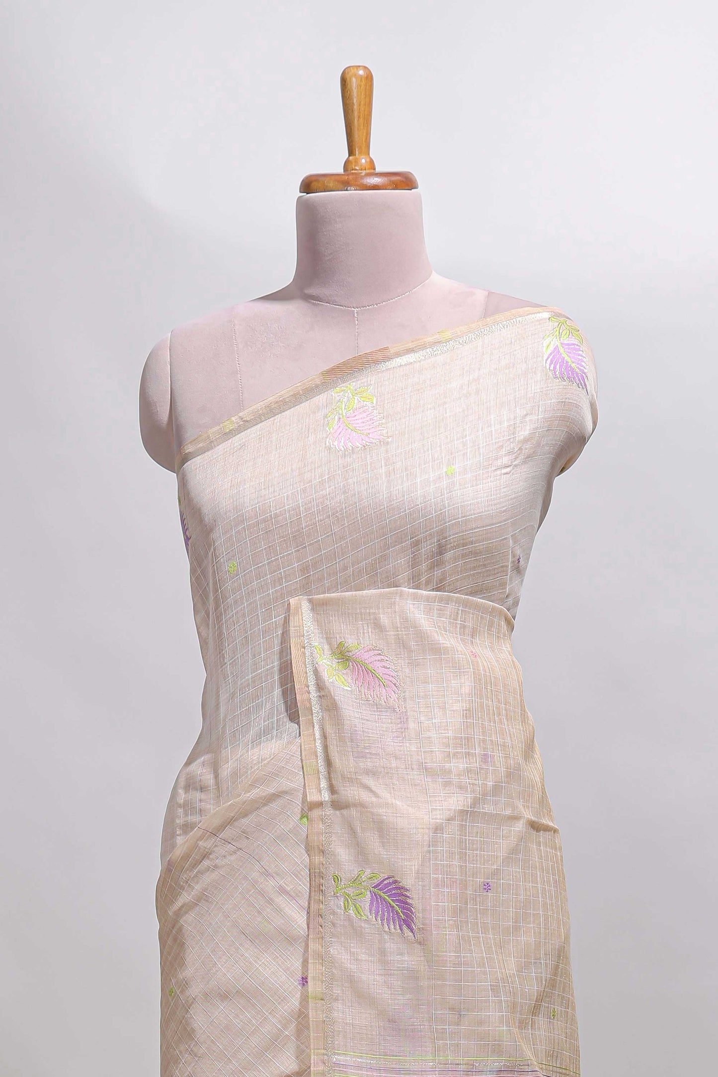 Sandal checked floral design linen cotton saree with self zari border and matching blouse