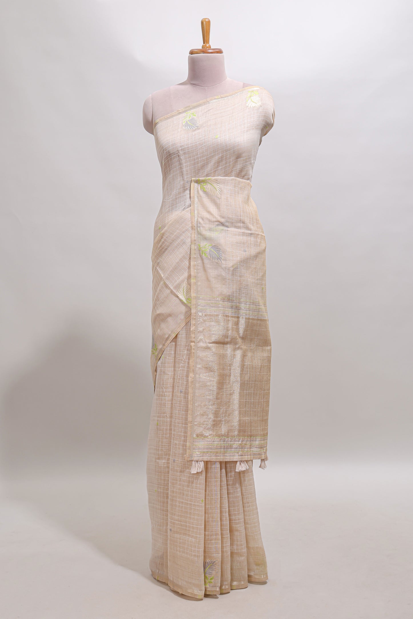 Sandal checked floral design linen cotton saree with self zari border and matching blouse