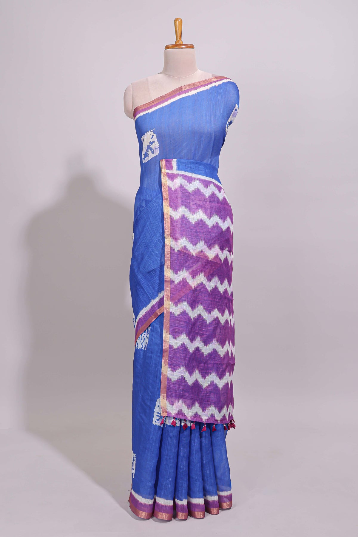 Blue geometric butta design linen cotton saree with contrast border and chevron design pallu
