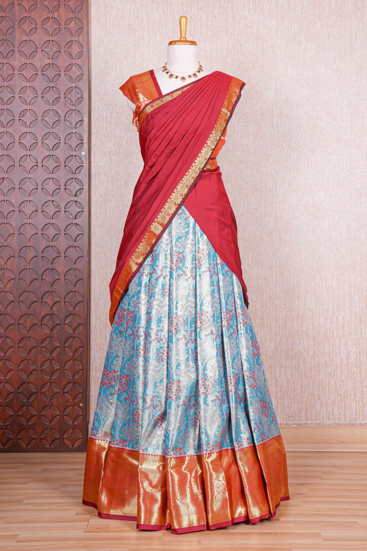 Blue jacquard floral zari design half saree with contrast zari border and dhavani