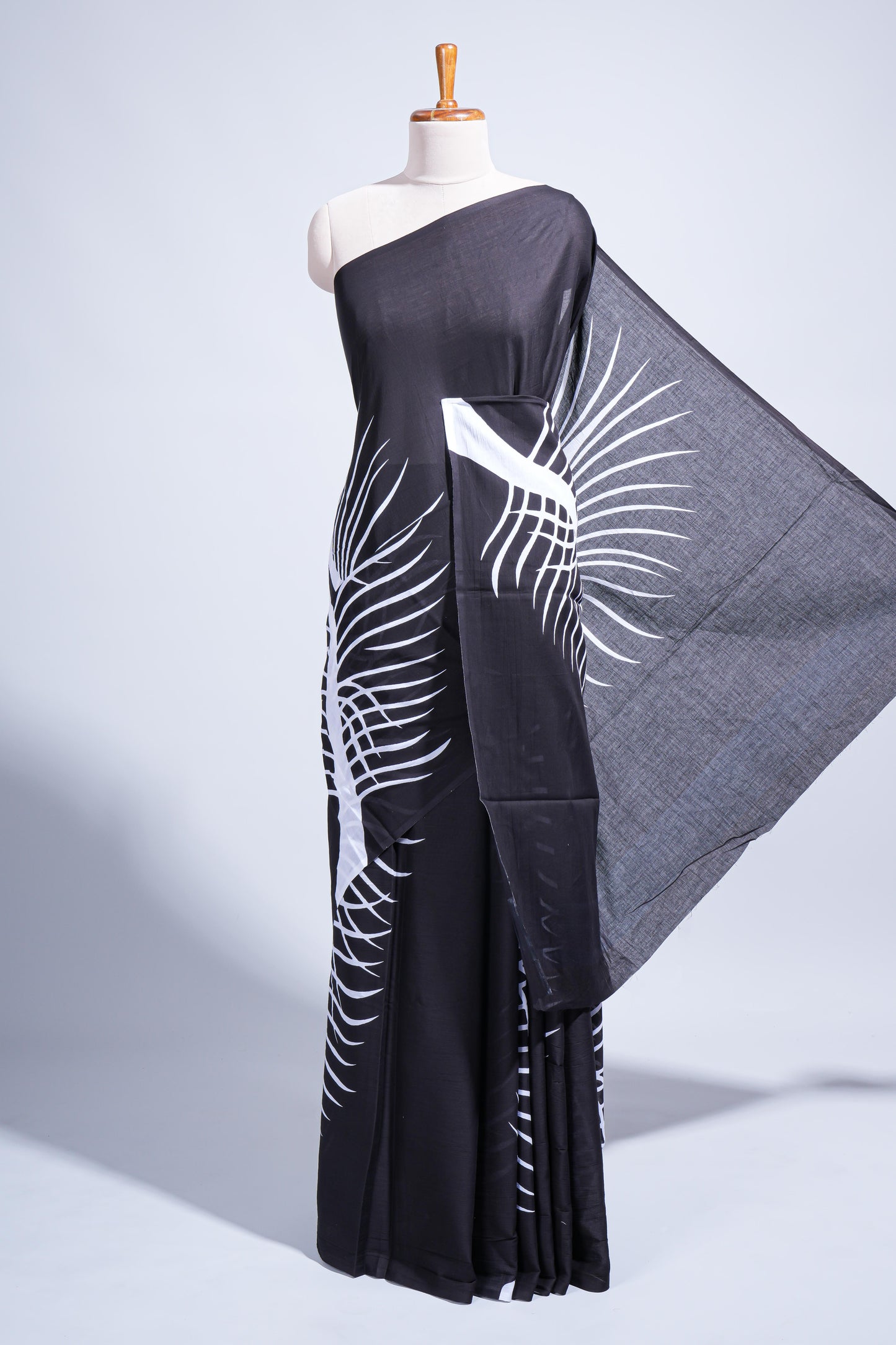 Borderless black leaf design mul mul cotton saree with matching blouse