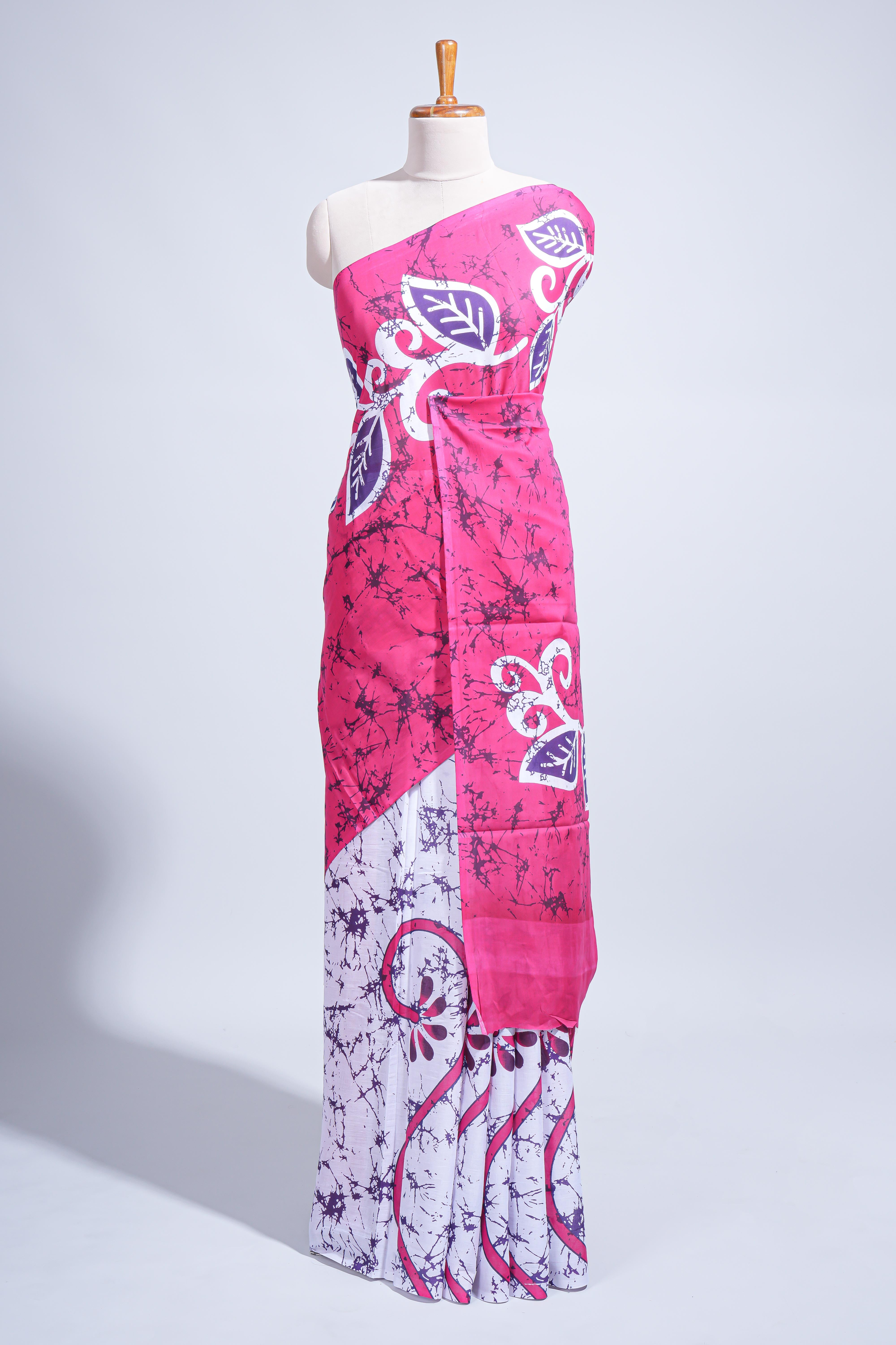 Borderless pink & white floral design mul mul cotton saree with matching blouse