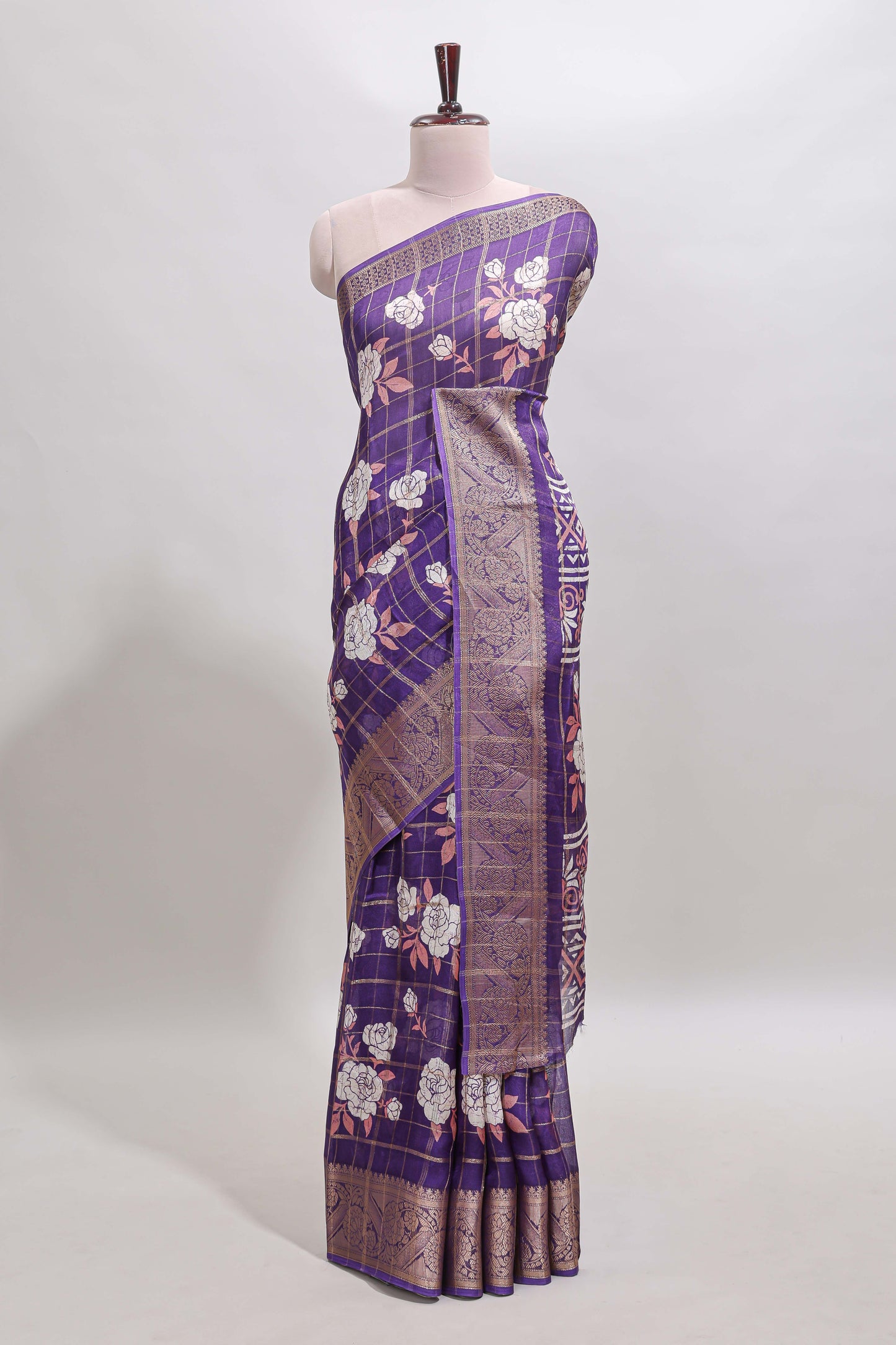 Violet checked floral design marsh mellow saree with self zari border and matching blouse