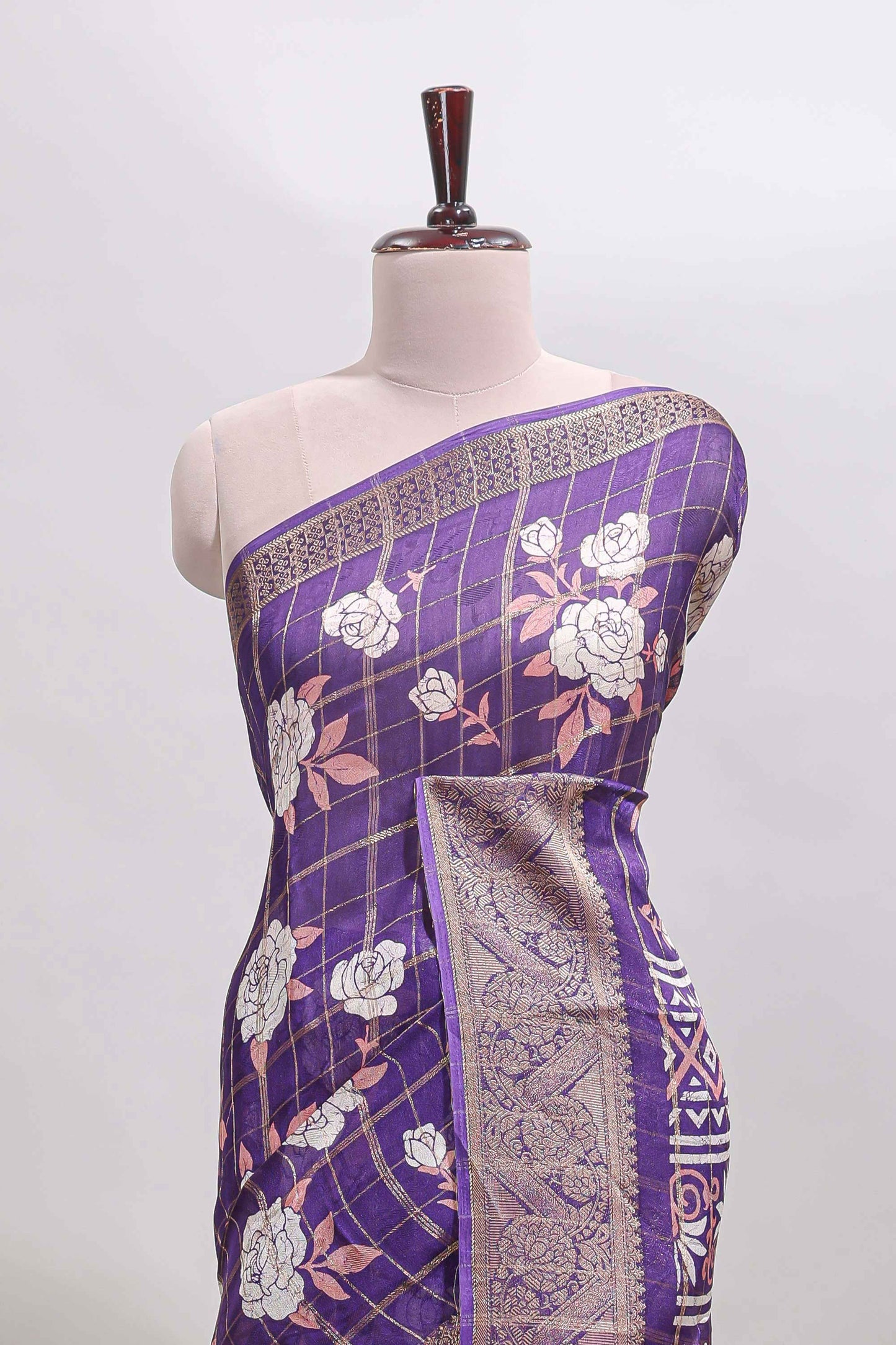 Violet checked floral design marsh mellow saree with self zari border and matching blouse