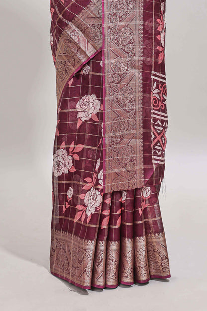 Maroon checked floral design marsh mellow saree with self zari border and matching blouse