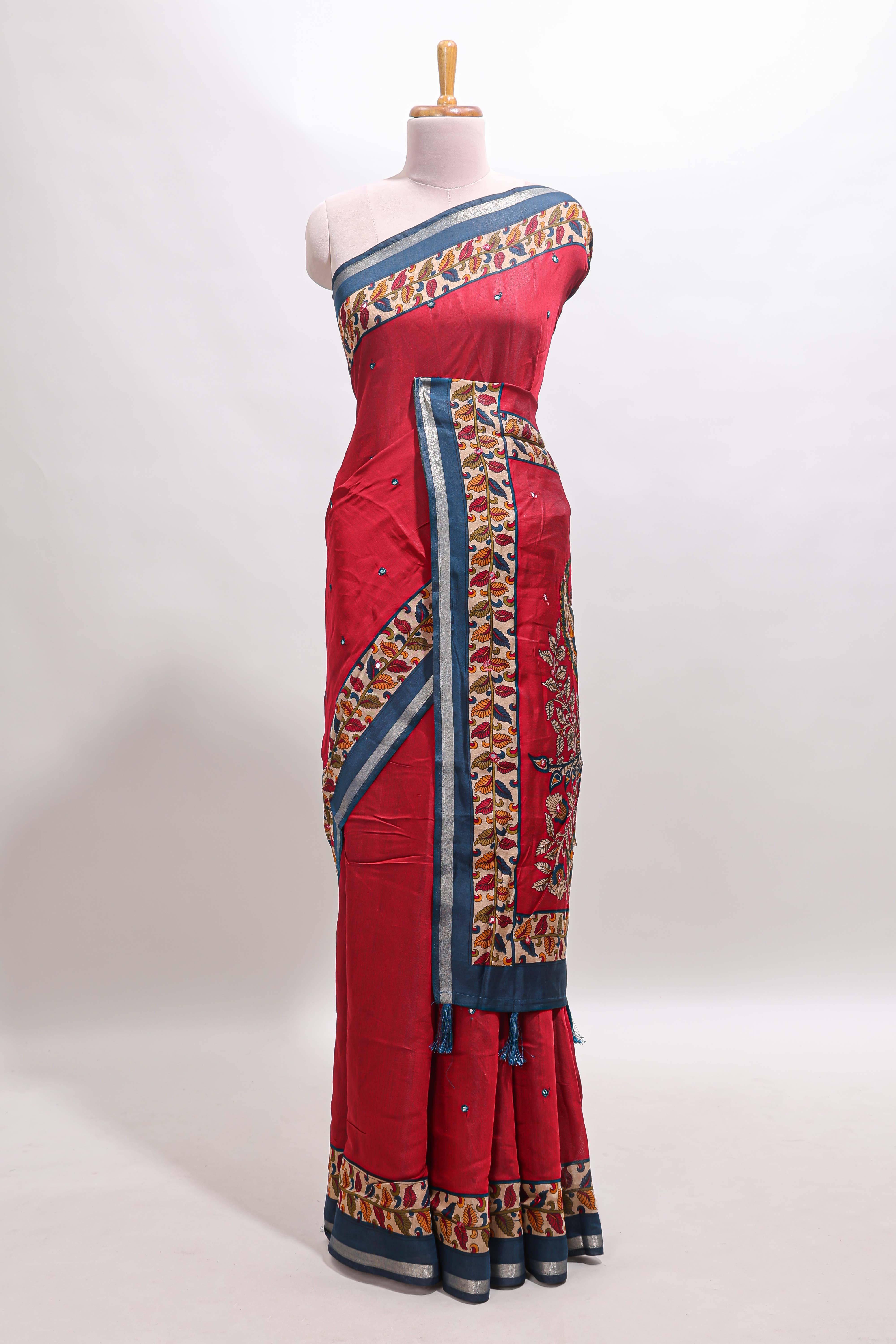 Maroon marsh mellow saree featuring mirror embroidery, contrast floral printed border & blouse
