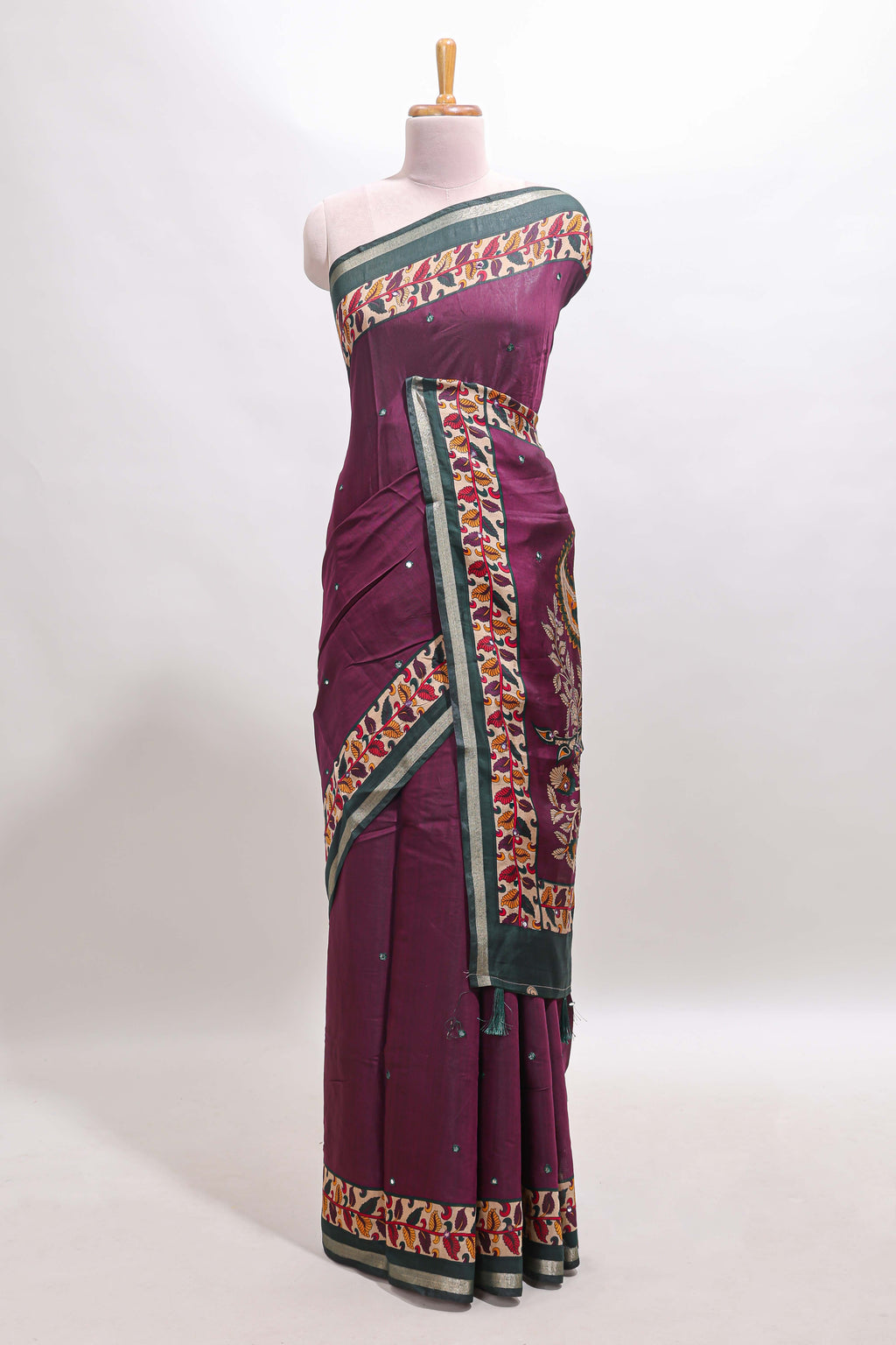 Purple marsh mellow saree featuring mirror embroidery, contrast floral printed border & blouse