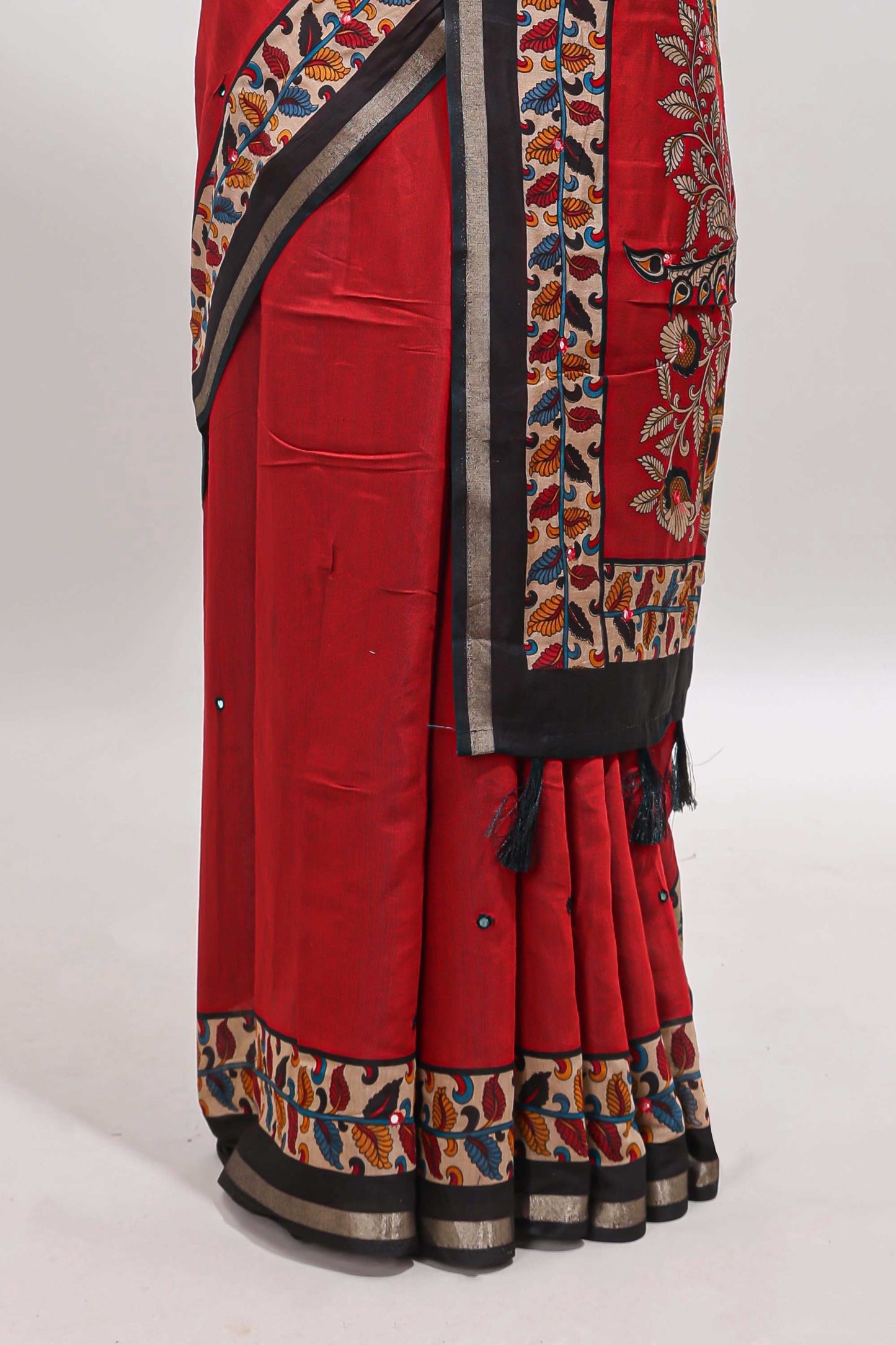 Red marsh mellow saree featuring mirror embroidery, contrast floral printed border & blouse