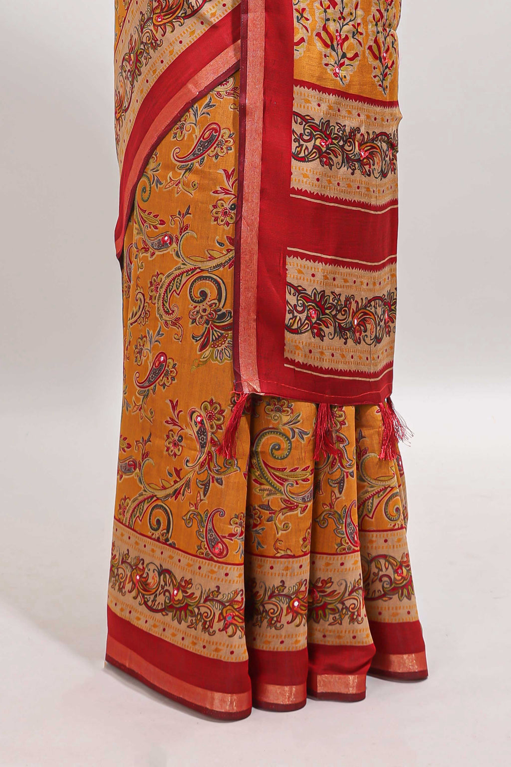 Mustard floral motifs design marsh mellow saree with contrast border and printed blouse