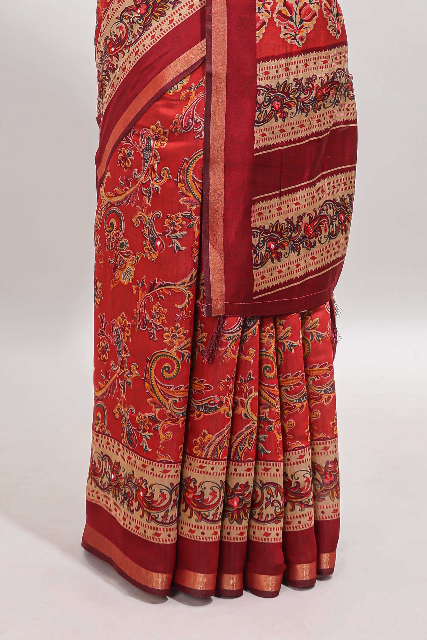 Red floral motifs design marsh mellow saree with contrast border and printed blouse