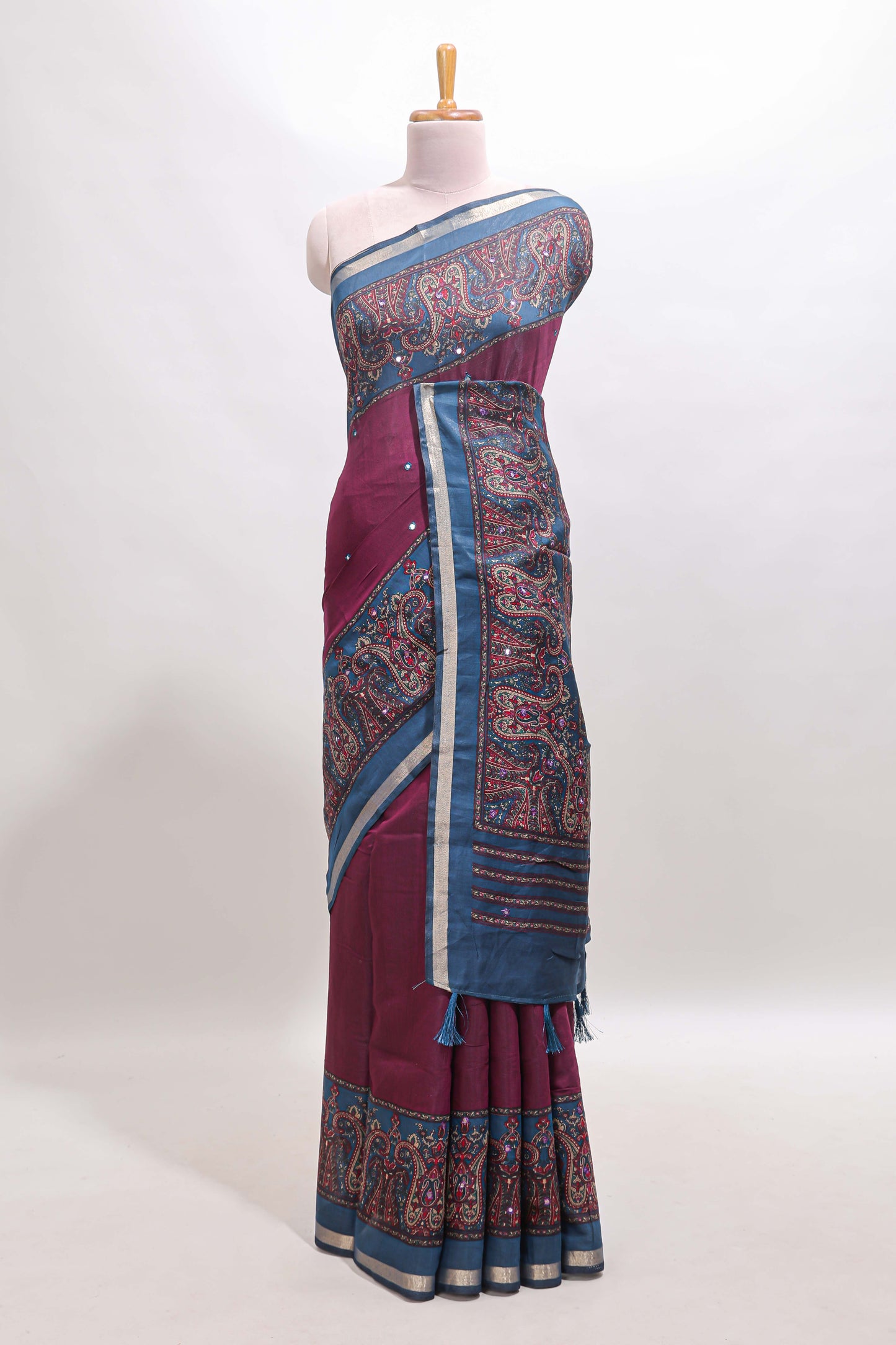 Purple mirror work embroidery design marsh mellow saree with contrast border and printed blouse