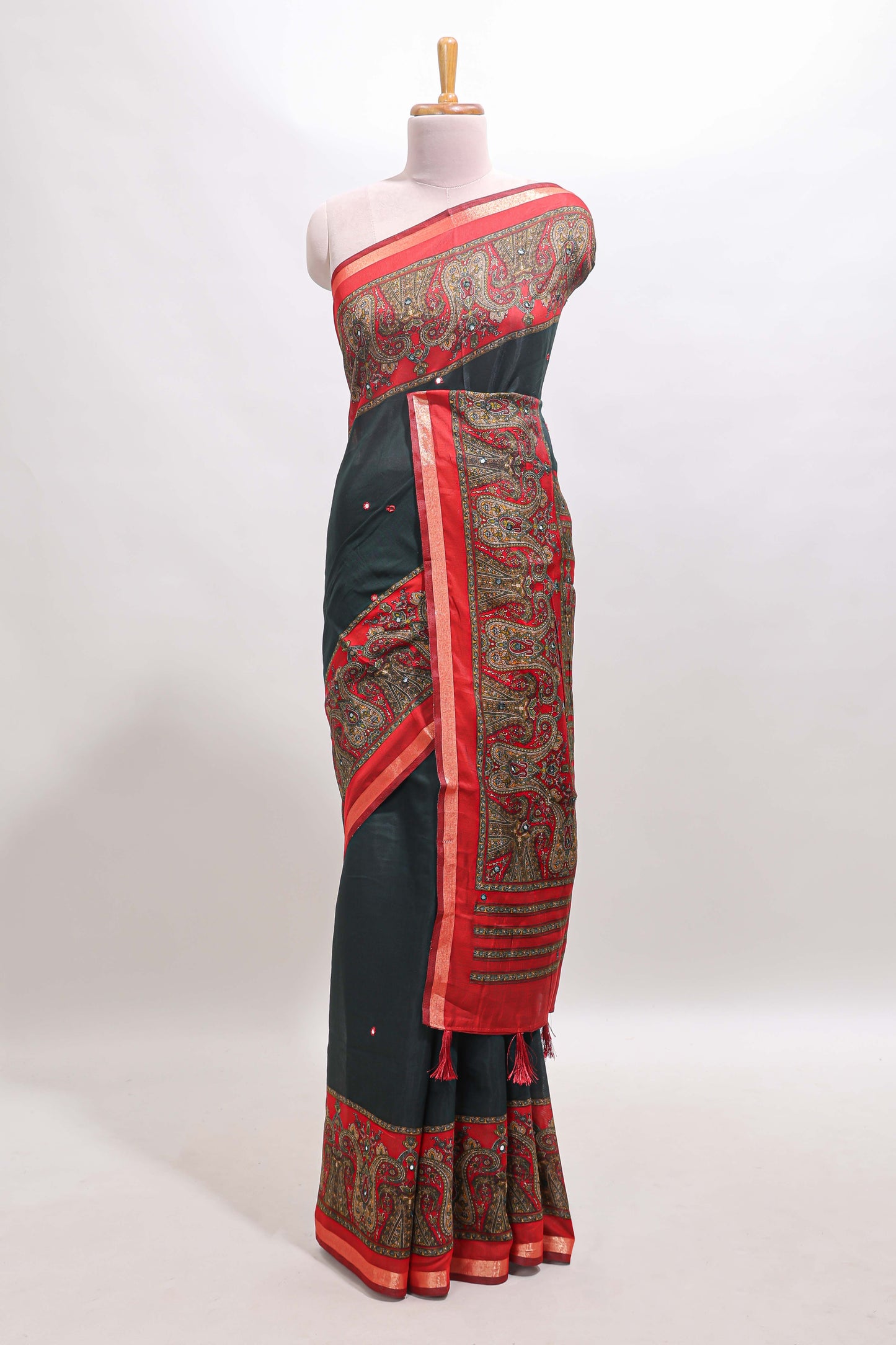 Green mirror work embroidery design marsh mellow saree with contrast border and printed blouse