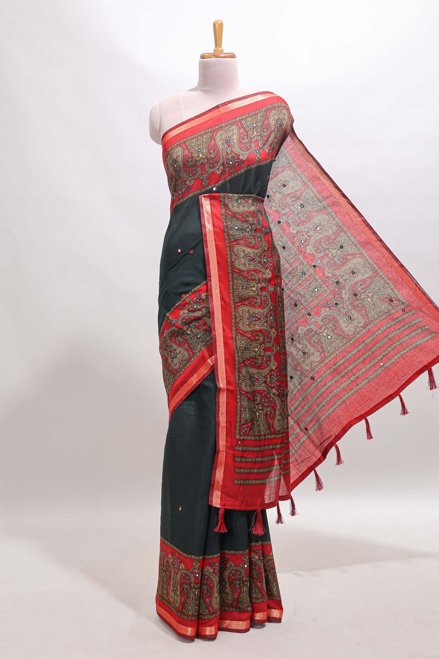 Green mirror work embroidery design marsh mellow saree with contrast border and printed blouse
